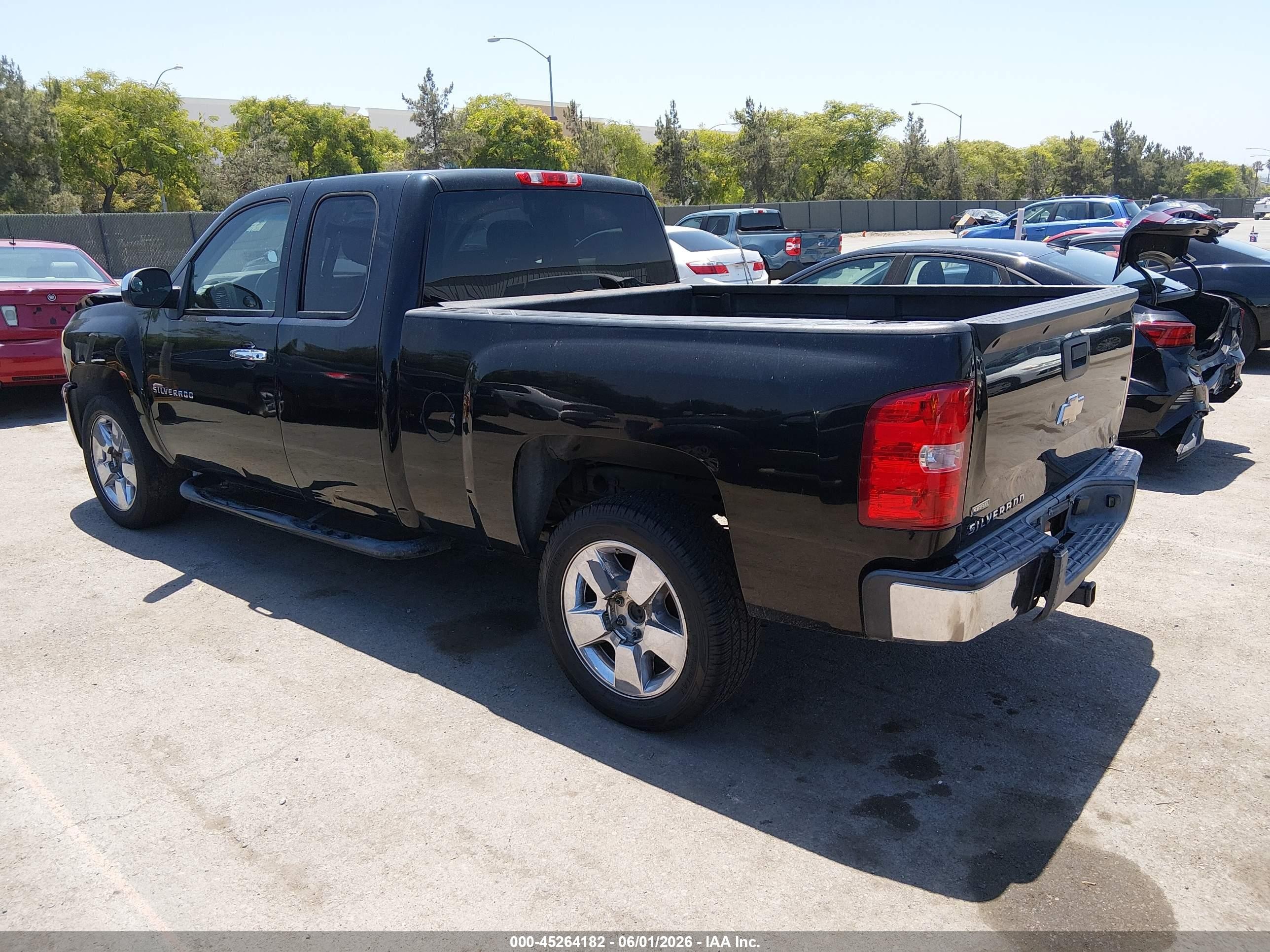 2011 Chevrolet Silverado 1500 Lt Черный vin: 1GCRCSE04BZ450381