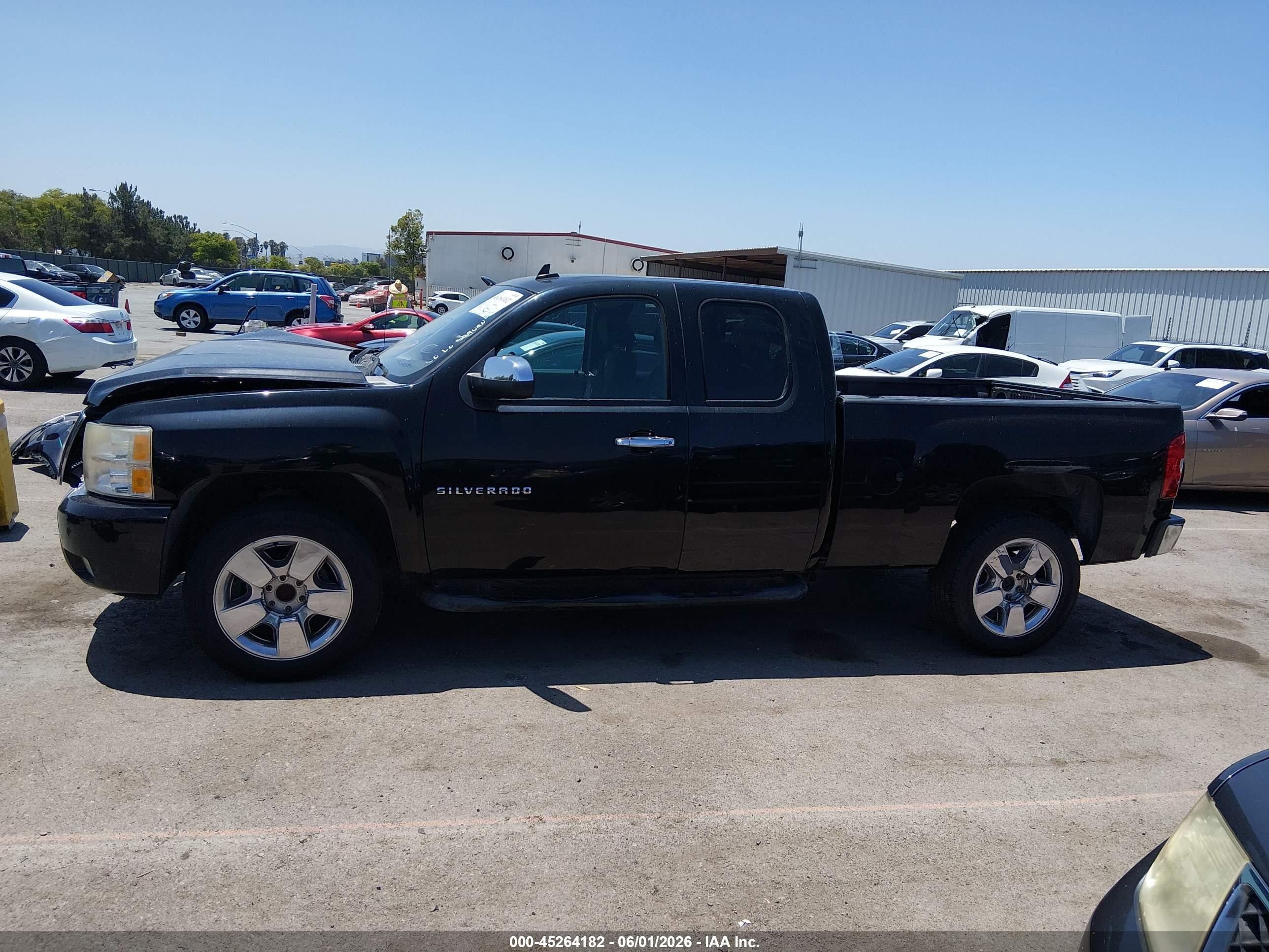 2011 Chevrolet Silverado 1500 Lt Черный vin: 1GCRCSE04BZ450381