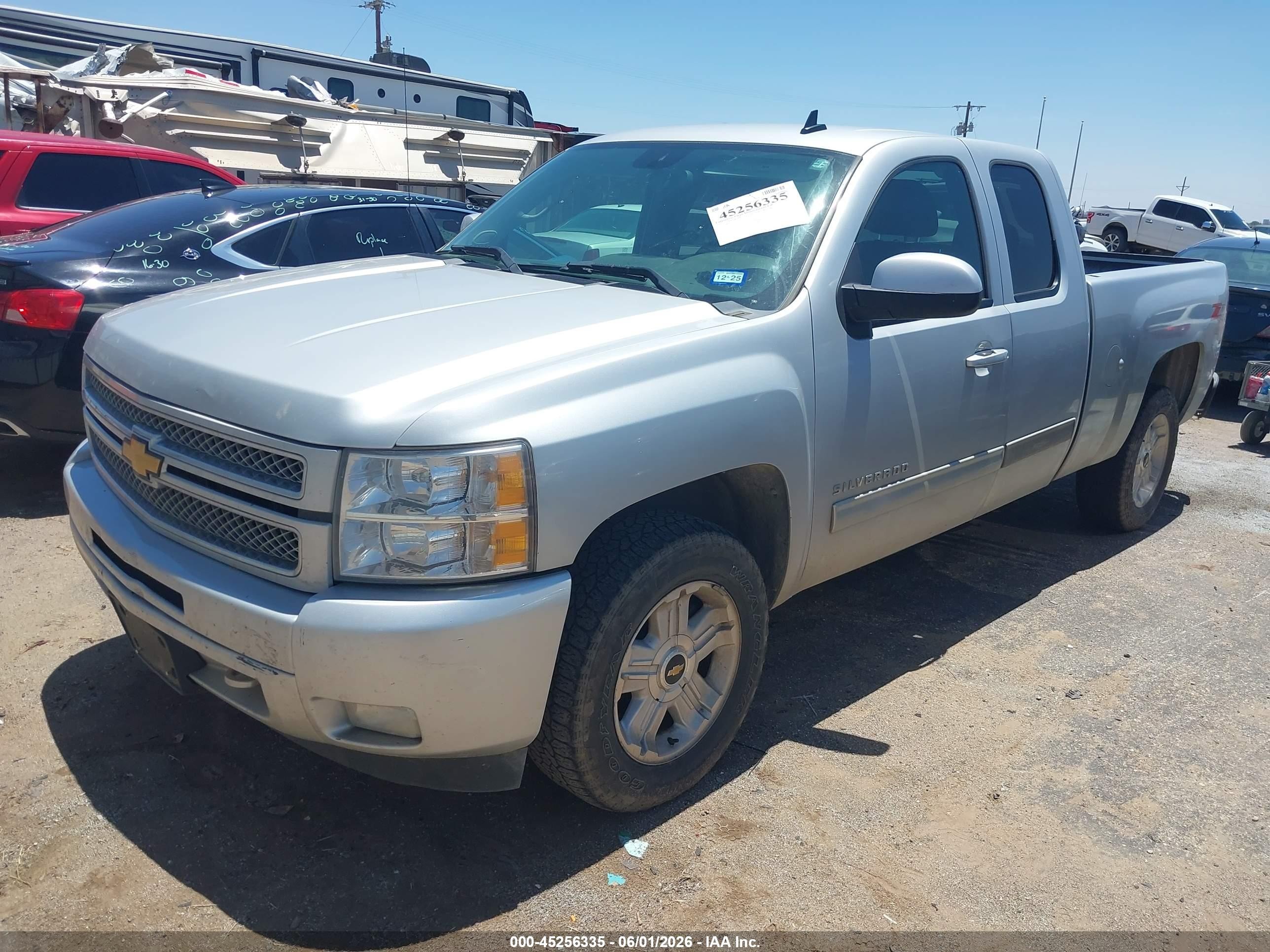 2012 Chevrolet Silverado 1500 Lt Silver vin: 1GCRCSE04CZ135243