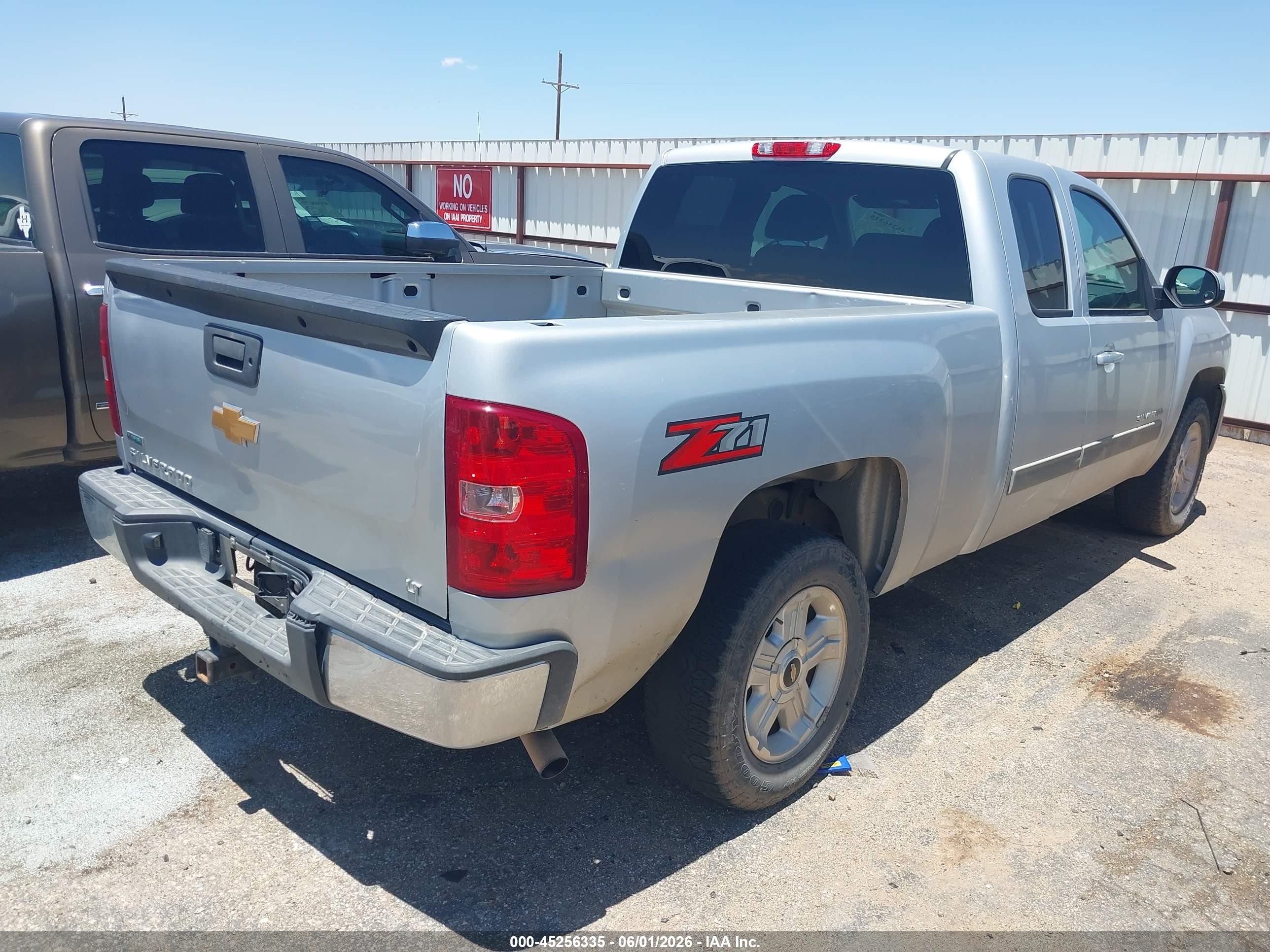 2012 Chevrolet Silverado 1500 Lt Silver vin: 1GCRCSE04CZ135243