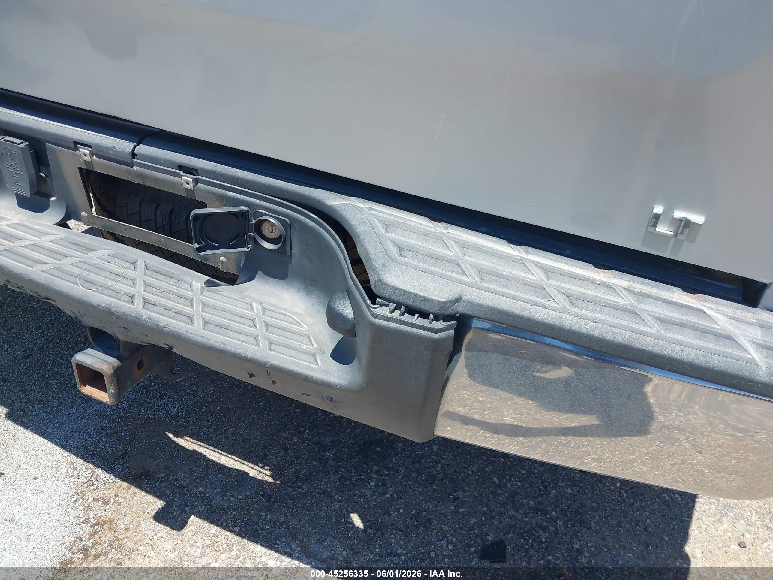 2012 Chevrolet Silverado 1500 Lt Silver vin: 1GCRCSE04CZ135243