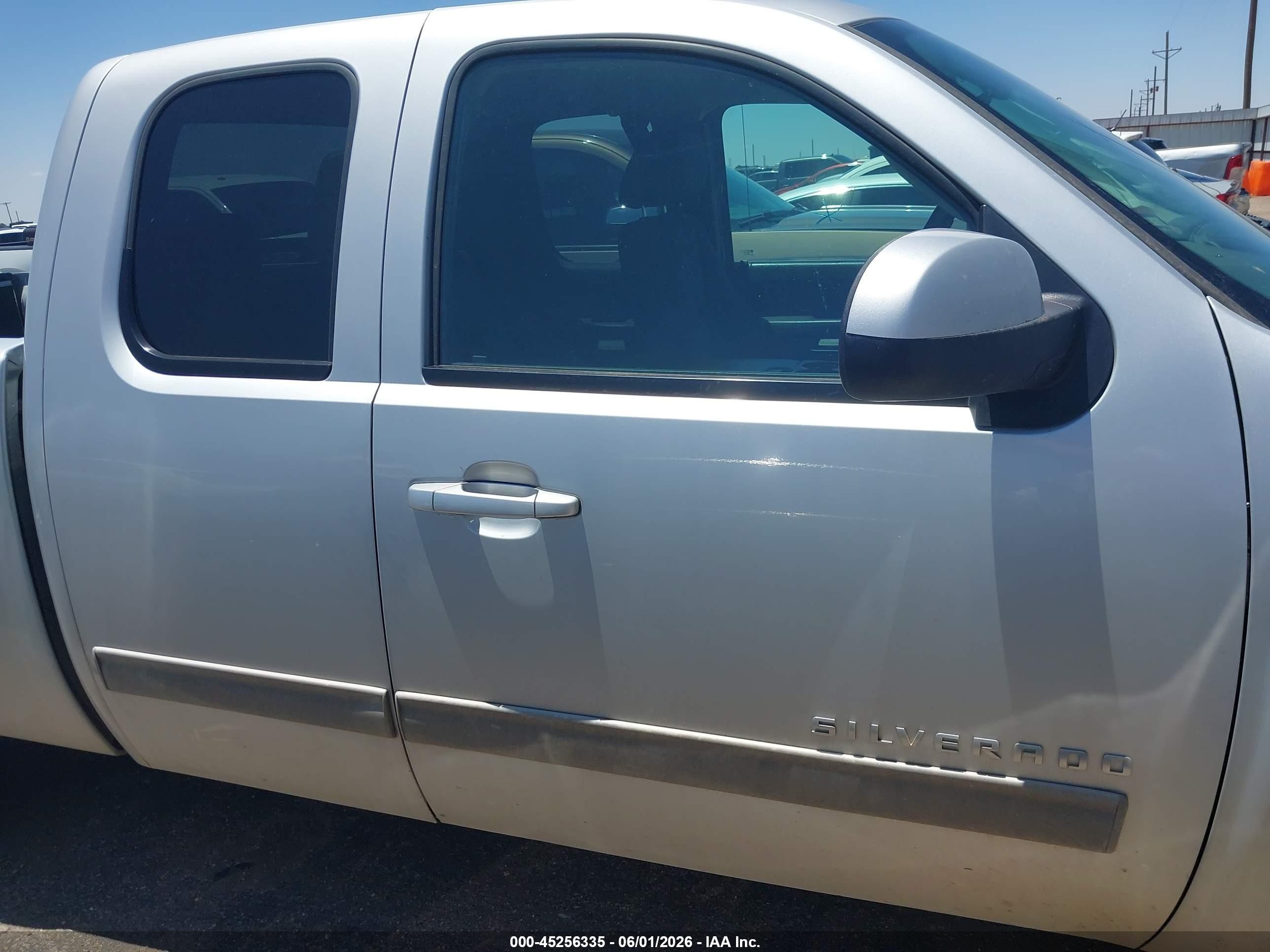 2012 Chevrolet Silverado 1500 Lt Silver vin: 1GCRCSE04CZ135243