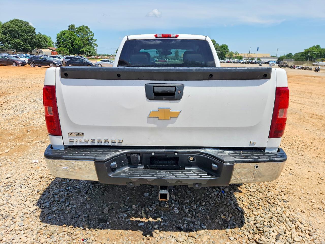 2011 Chevrolet Silverado C1500 Lt White vin: 1GCRCSE05BZ403862