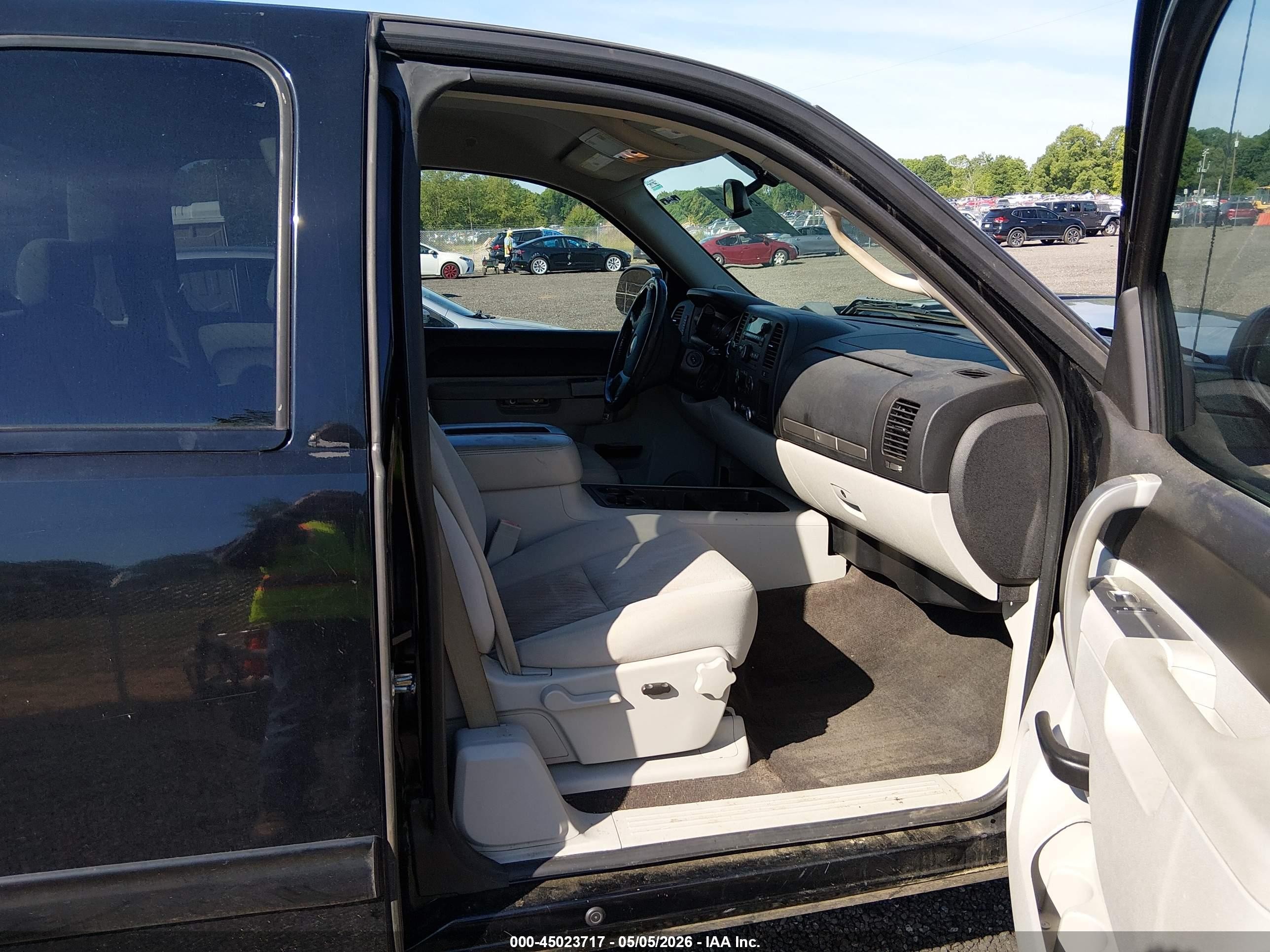 2011 Chevrolet Silverado 1500 Lt Black vin: 1GCRCSE05BZ459199