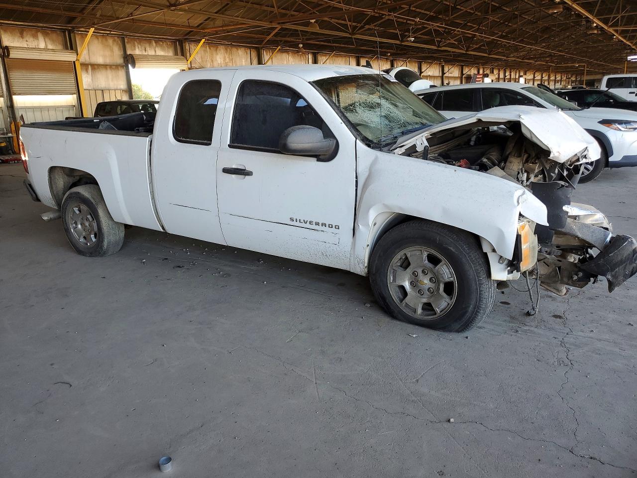 2012 Chevrolet Silverado C1500 Lt White vin: 1GCRCSE05CZ236470