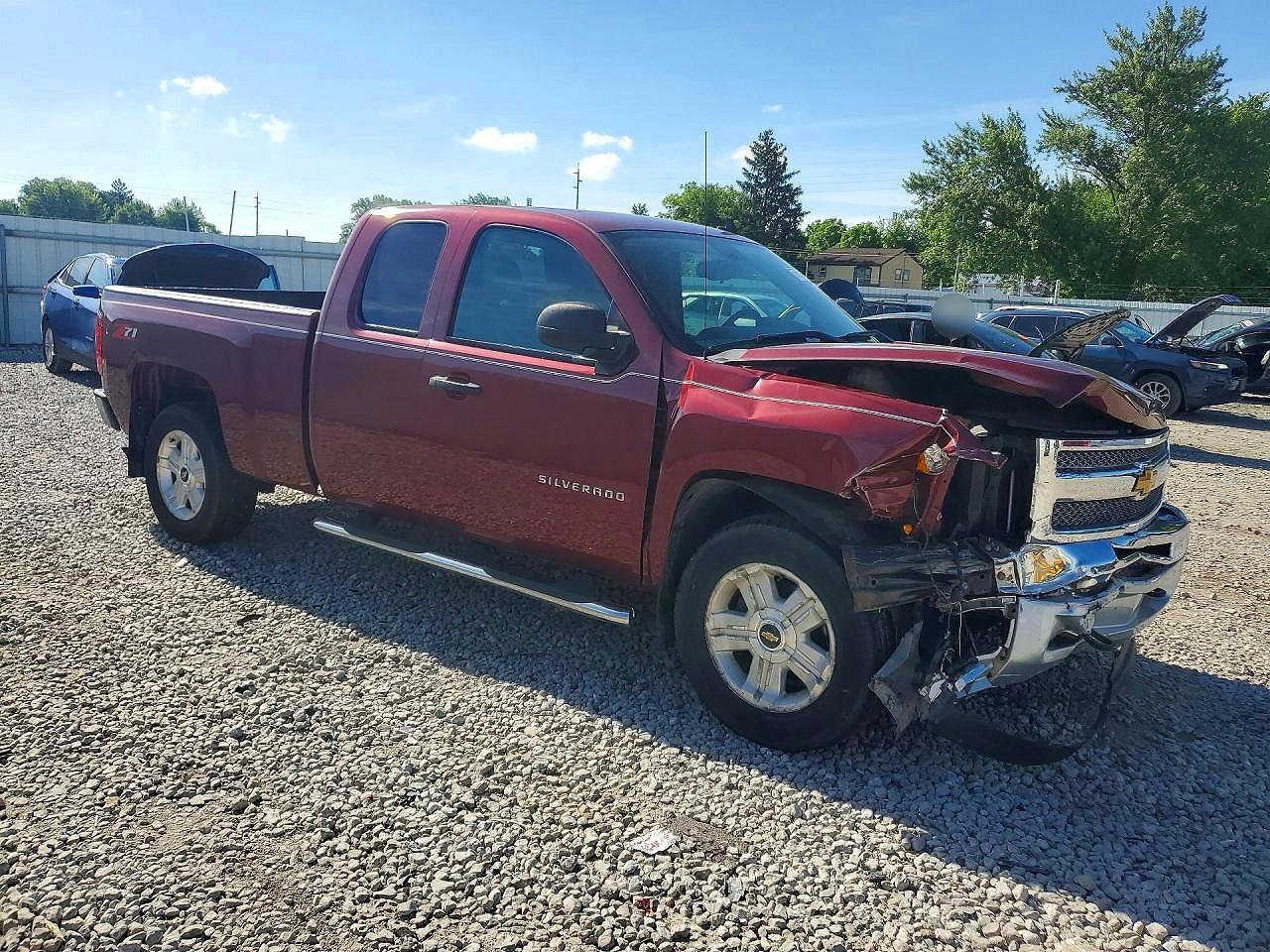 2013 Chevrolet Silverado Red vin: 1GCRCSE05DZ330687