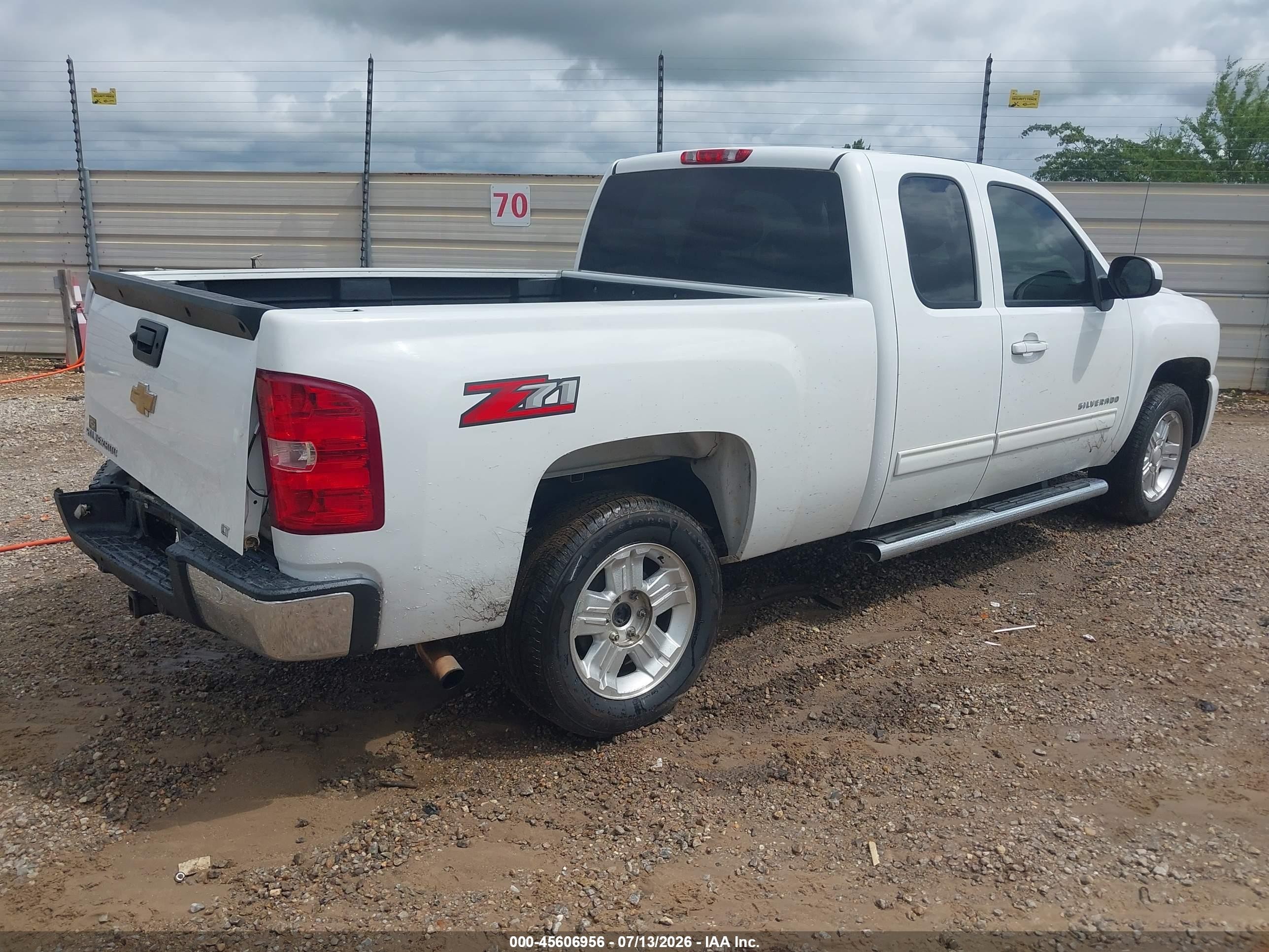 2013 Chevrolet Silverado 1500 Lt Белый vin: 1GCRCSE05DZ345660