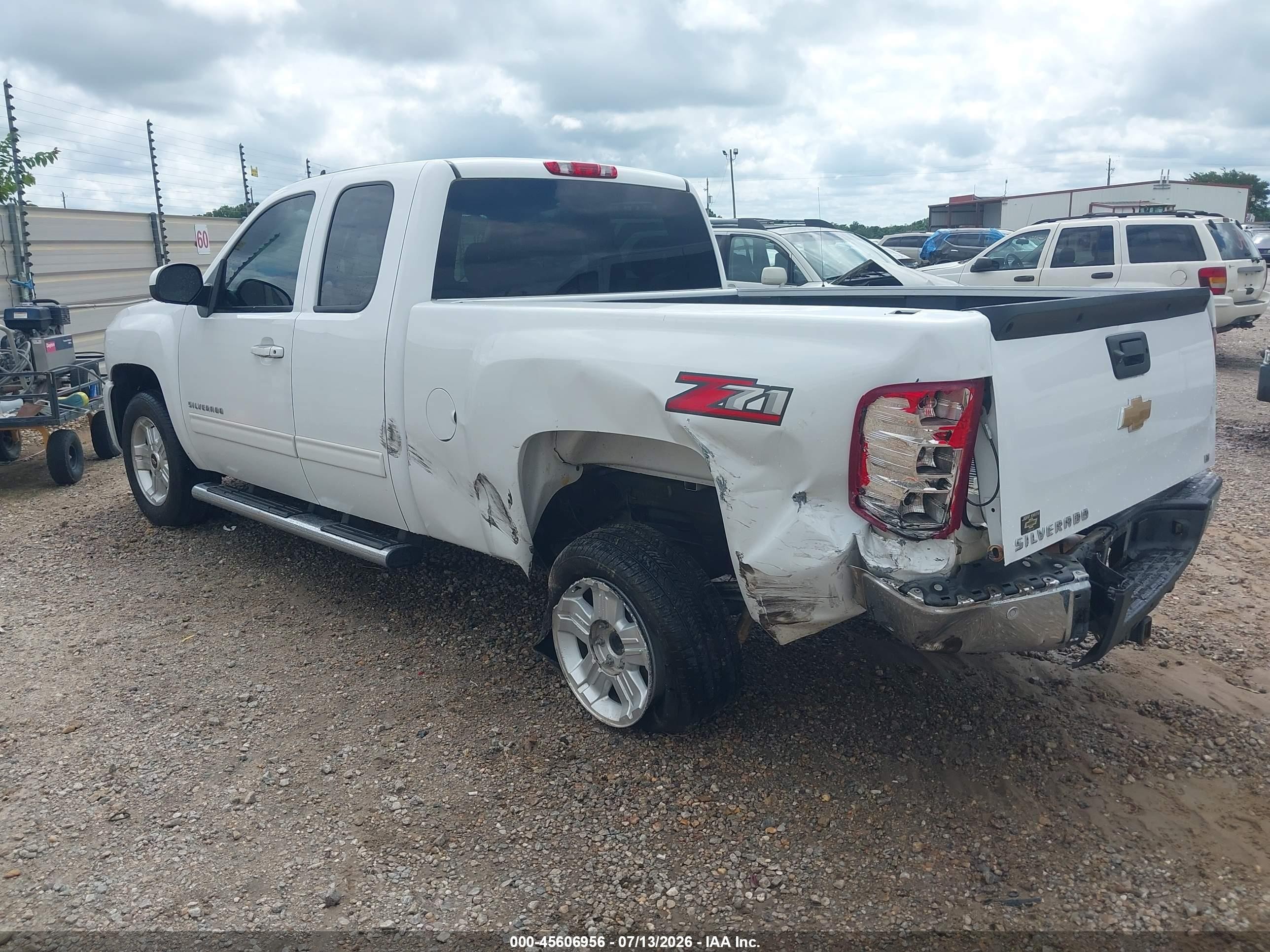 2013 Chevrolet Silverado 1500 Lt Белый vin: 1GCRCSE05DZ345660