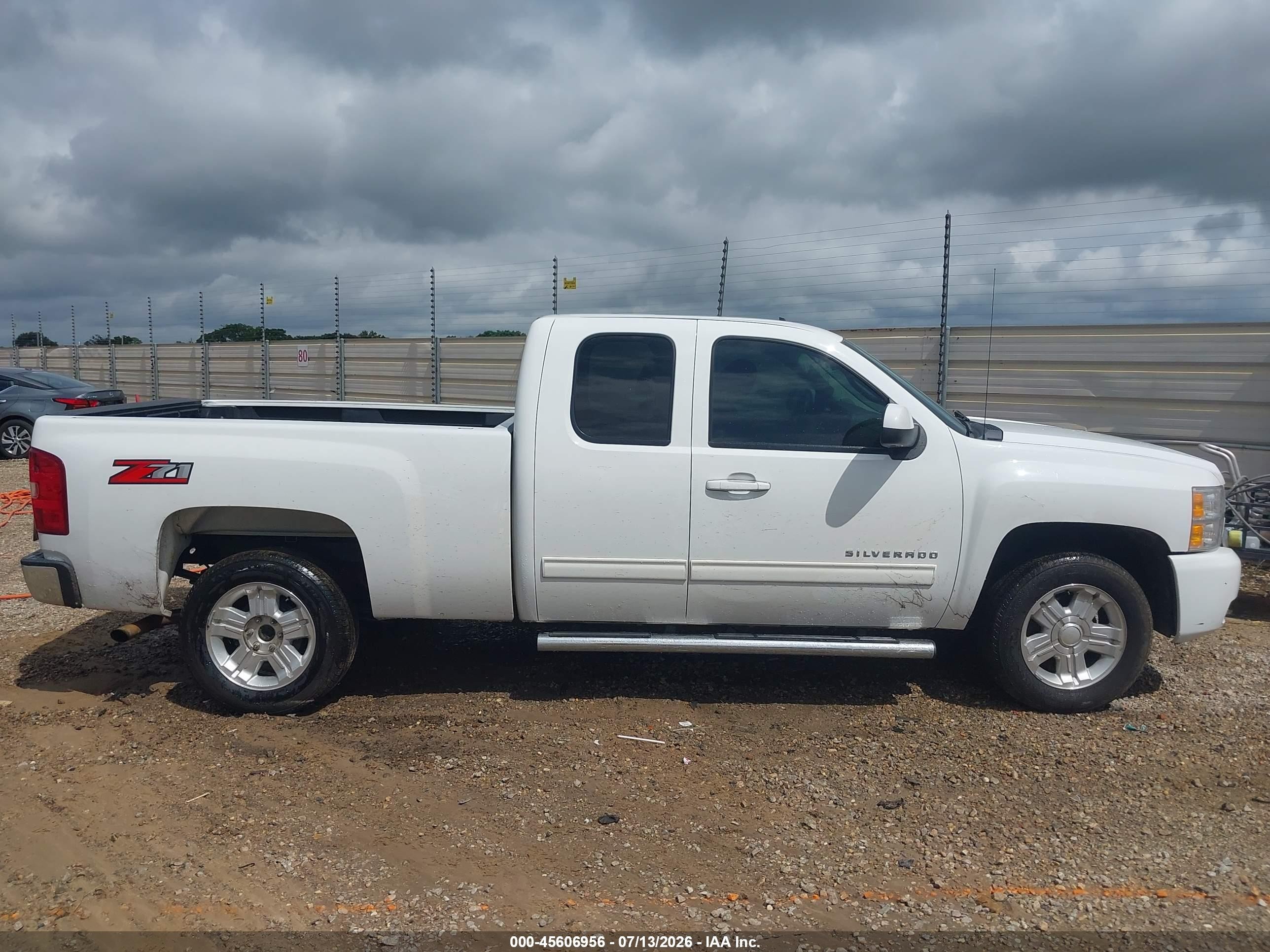2013 Chevrolet Silverado 1500 Lt Белый vin: 1GCRCSE05DZ345660