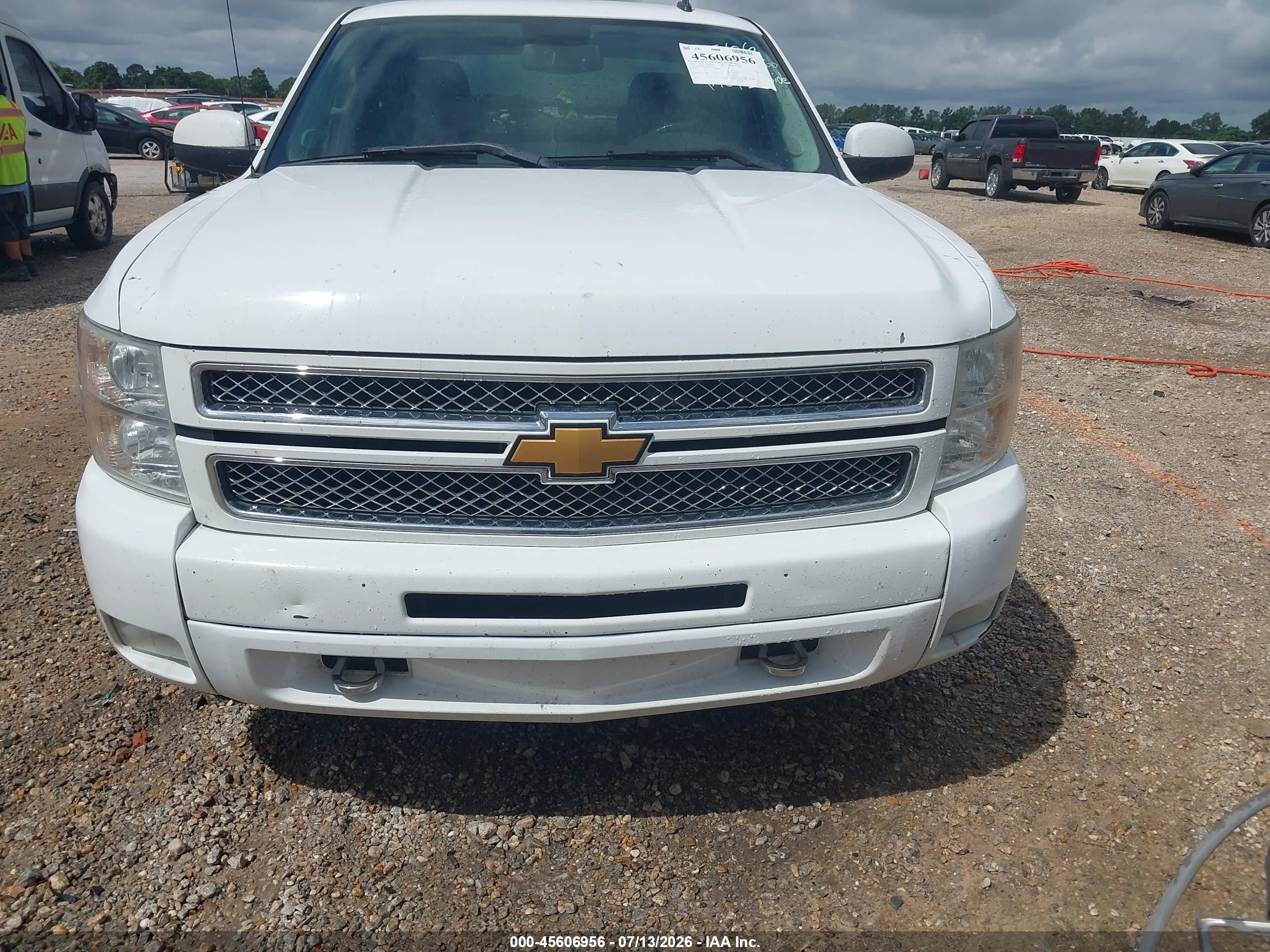 2013 Chevrolet Silverado 1500 Lt Белый vin: 1GCRCSE05DZ345660