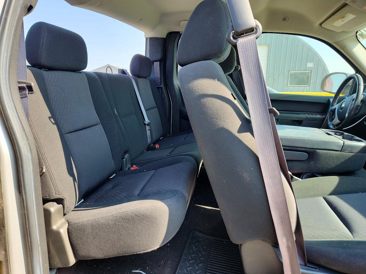 2011 Chevrolet Silverado C1500 Lt Серебряный vin: 1GCRCSE06BZ186581