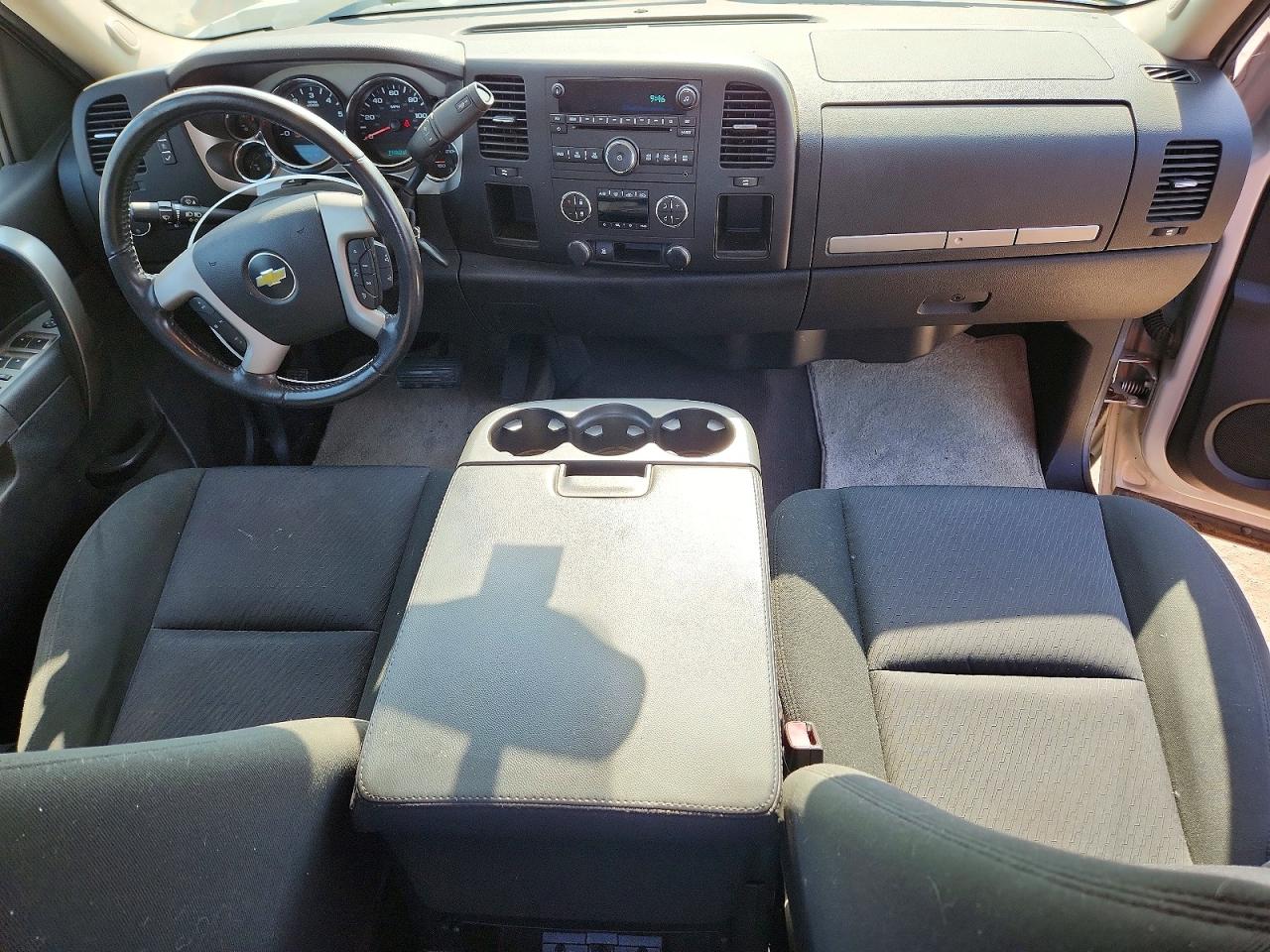 2011 Chevrolet Silverado C1500 Lt Серебряный vin: 1GCRCSE06BZ186581