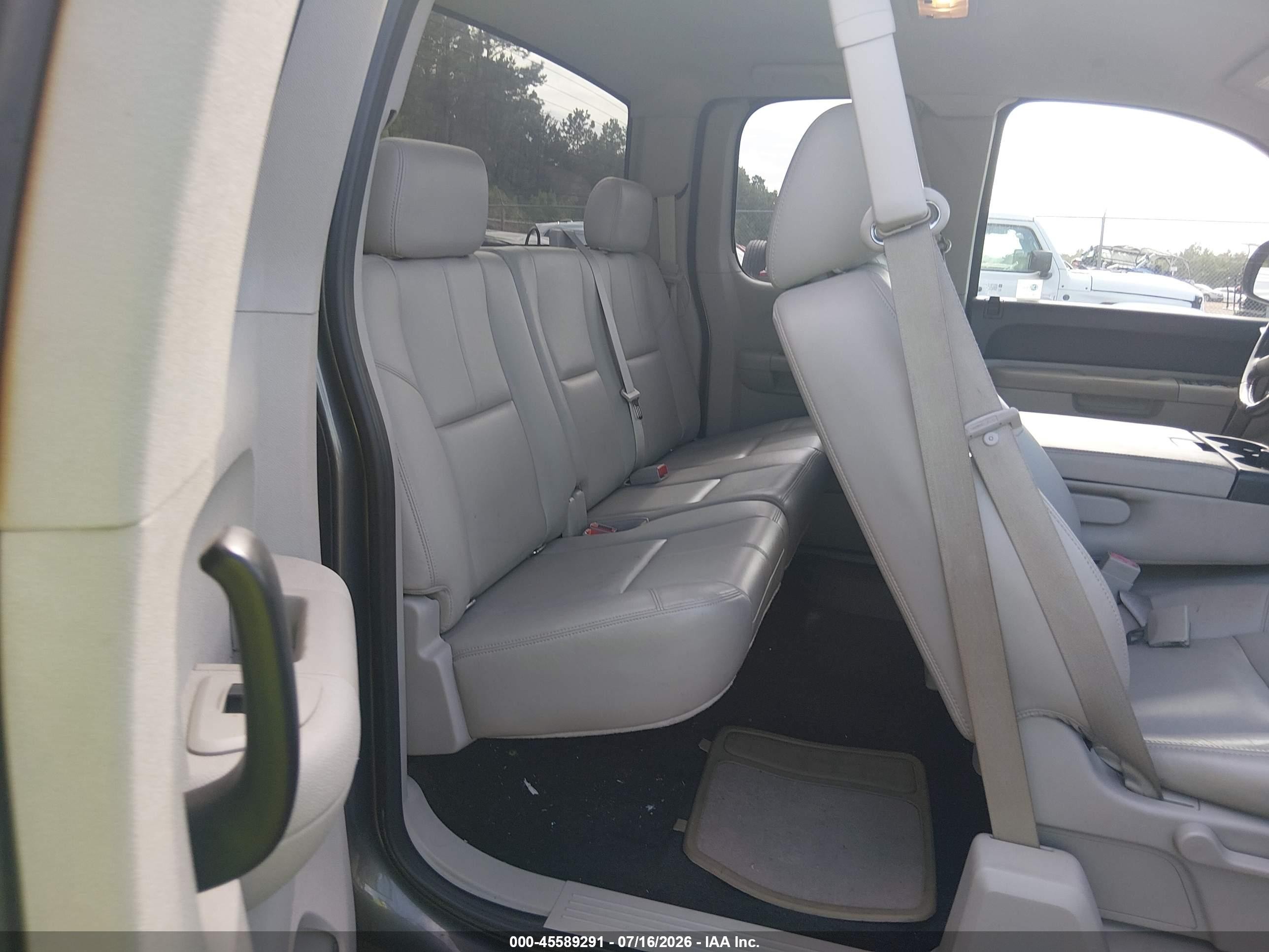 2011 Chevrolet Silverado 1500 Lt Серый vin: 1GCRCSE06BZ195006