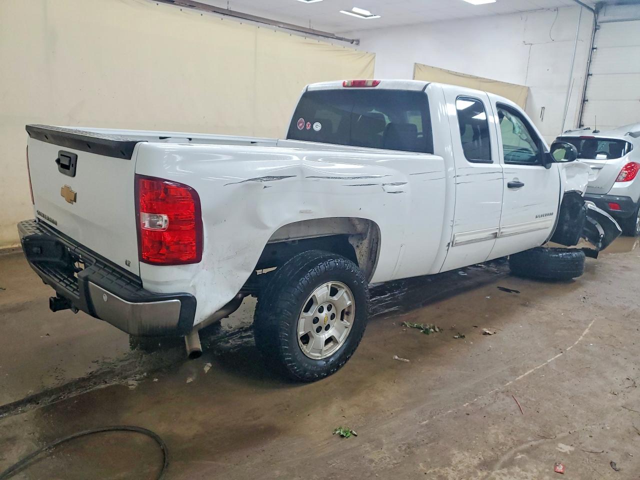 2012 Chevrolet Silverado C1500 Lt White vin: 1GCRCSE08CZ333243