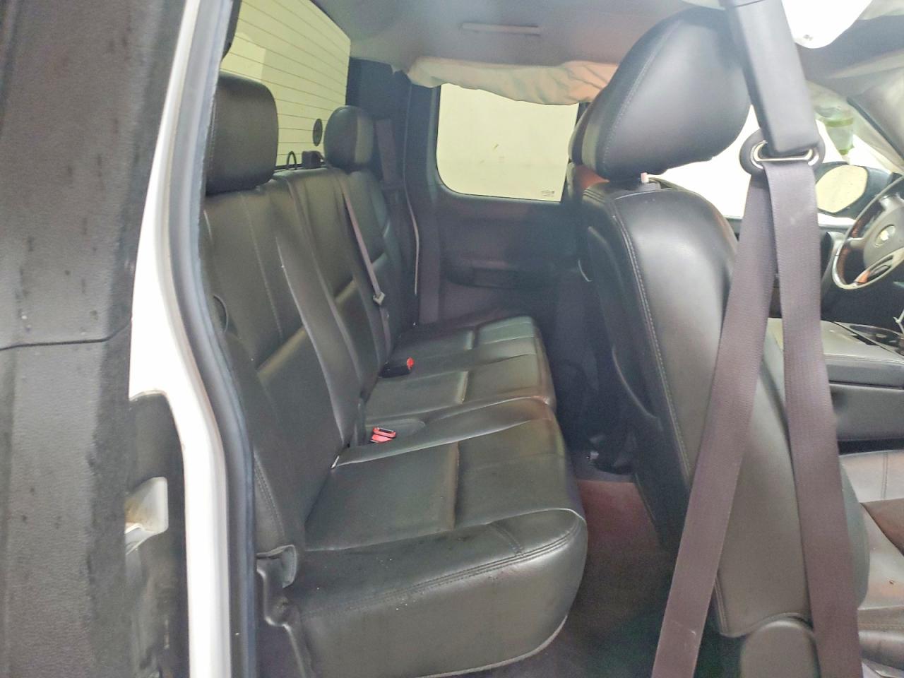 2012 Chevrolet Silverado C1500 Lt White vin: 1GCRCSE08CZ333243