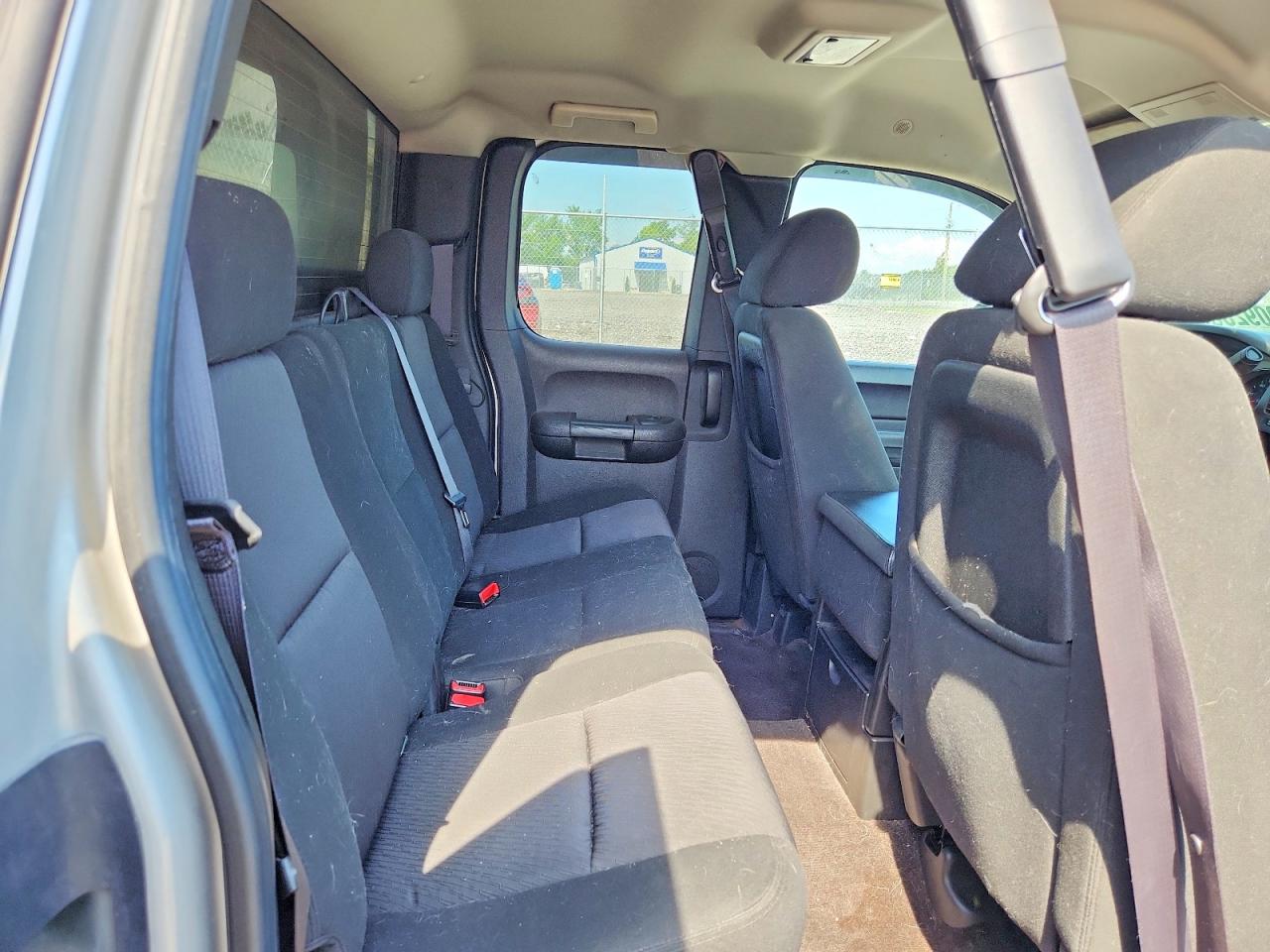 2011 Chevrolet Silverado C1500 Lt Silver vin: 1GCRCSE0XBZ415148