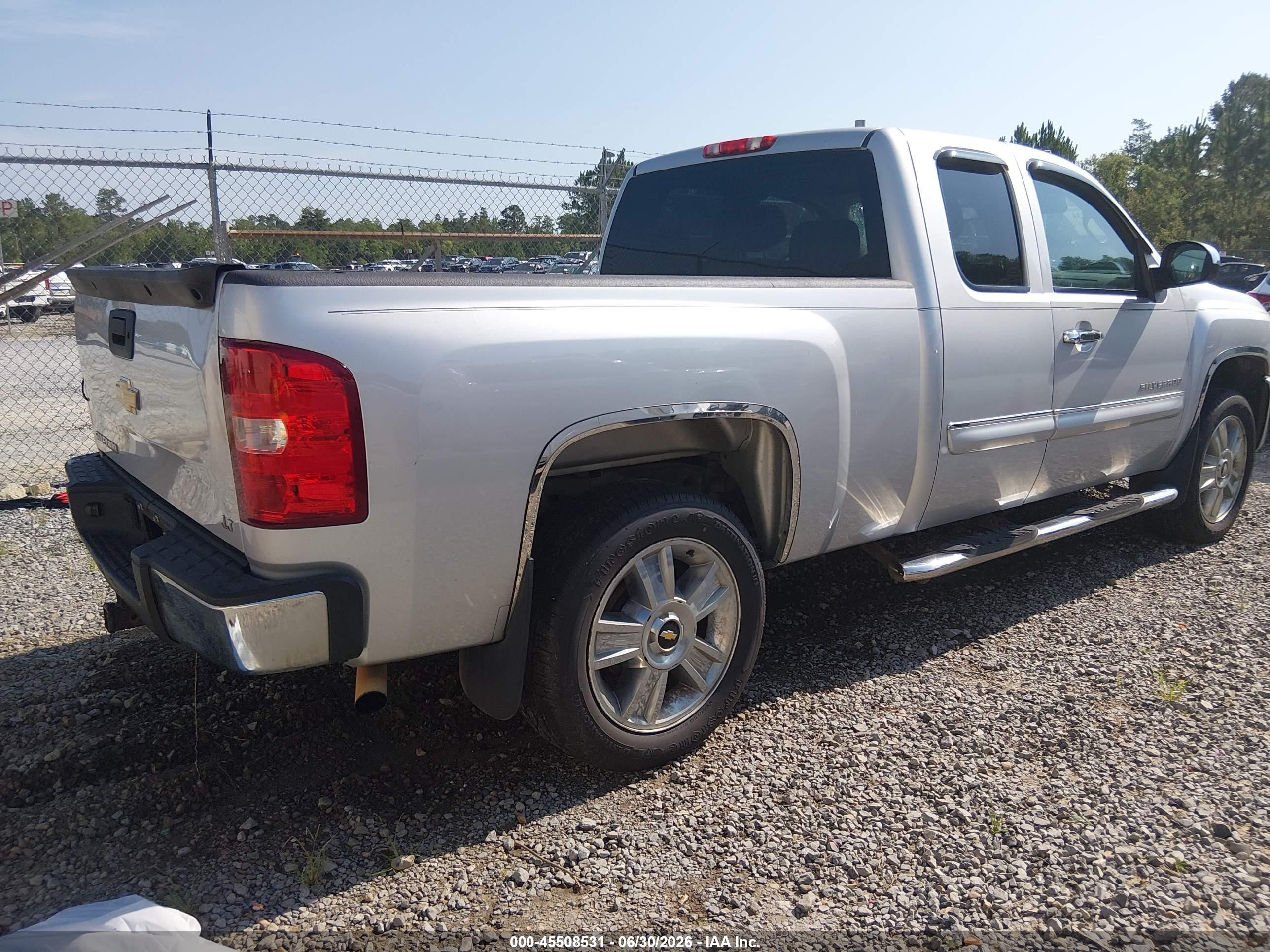 2013 Chevrolet Silverado 1500 Lt Белый vin: 1GCRCSE0XDZ113992