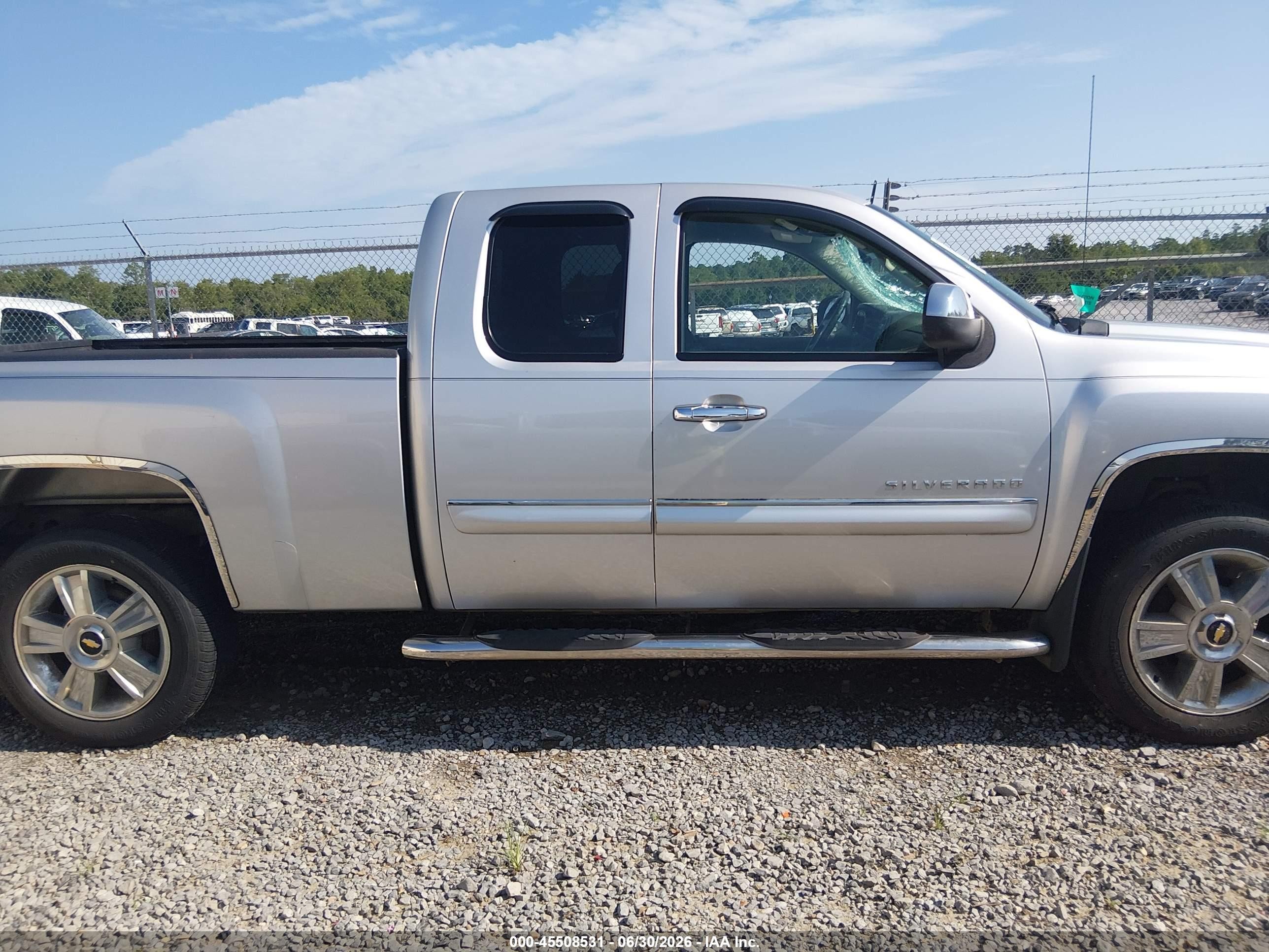 2013 Chevrolet Silverado 1500 Lt Белый vin: 1GCRCSE0XDZ113992