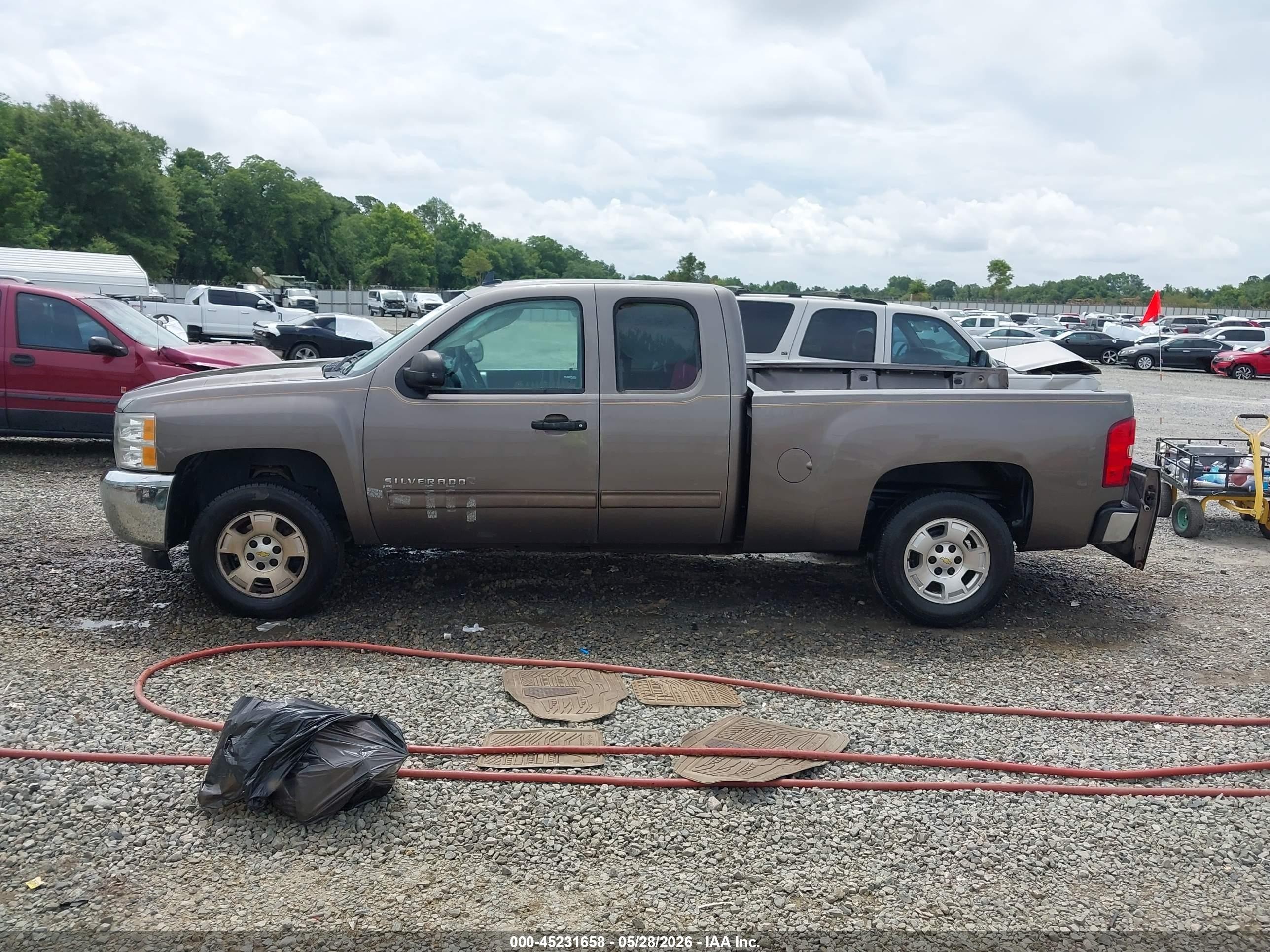 2013 Chevrolet Silverado 1500 Lt Gray vin: 1GCRCSE0XDZ182990