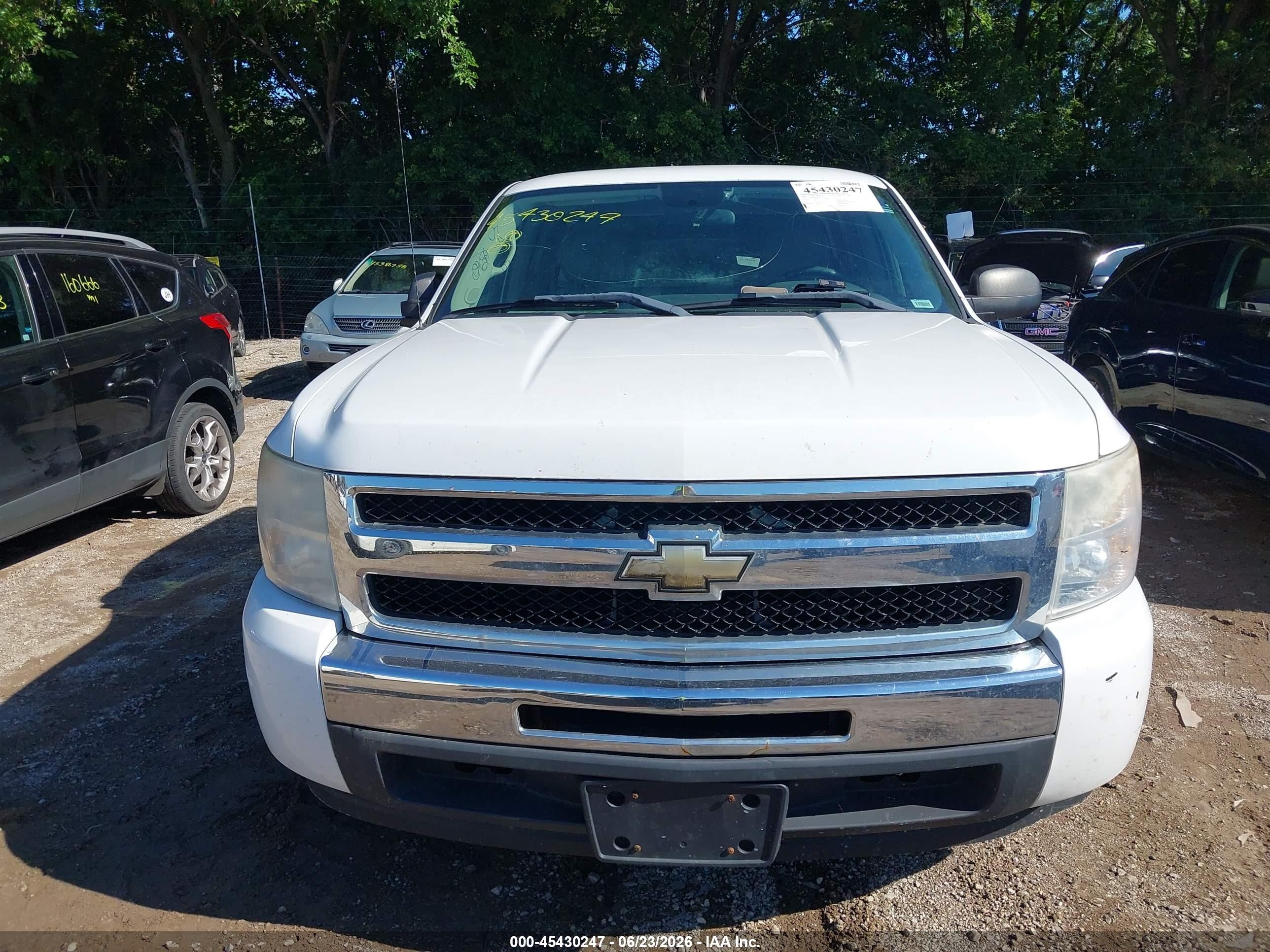 2011 Chevrolet Silverado 1500 Lt White vin: 1GCRCSEA4BZ327558