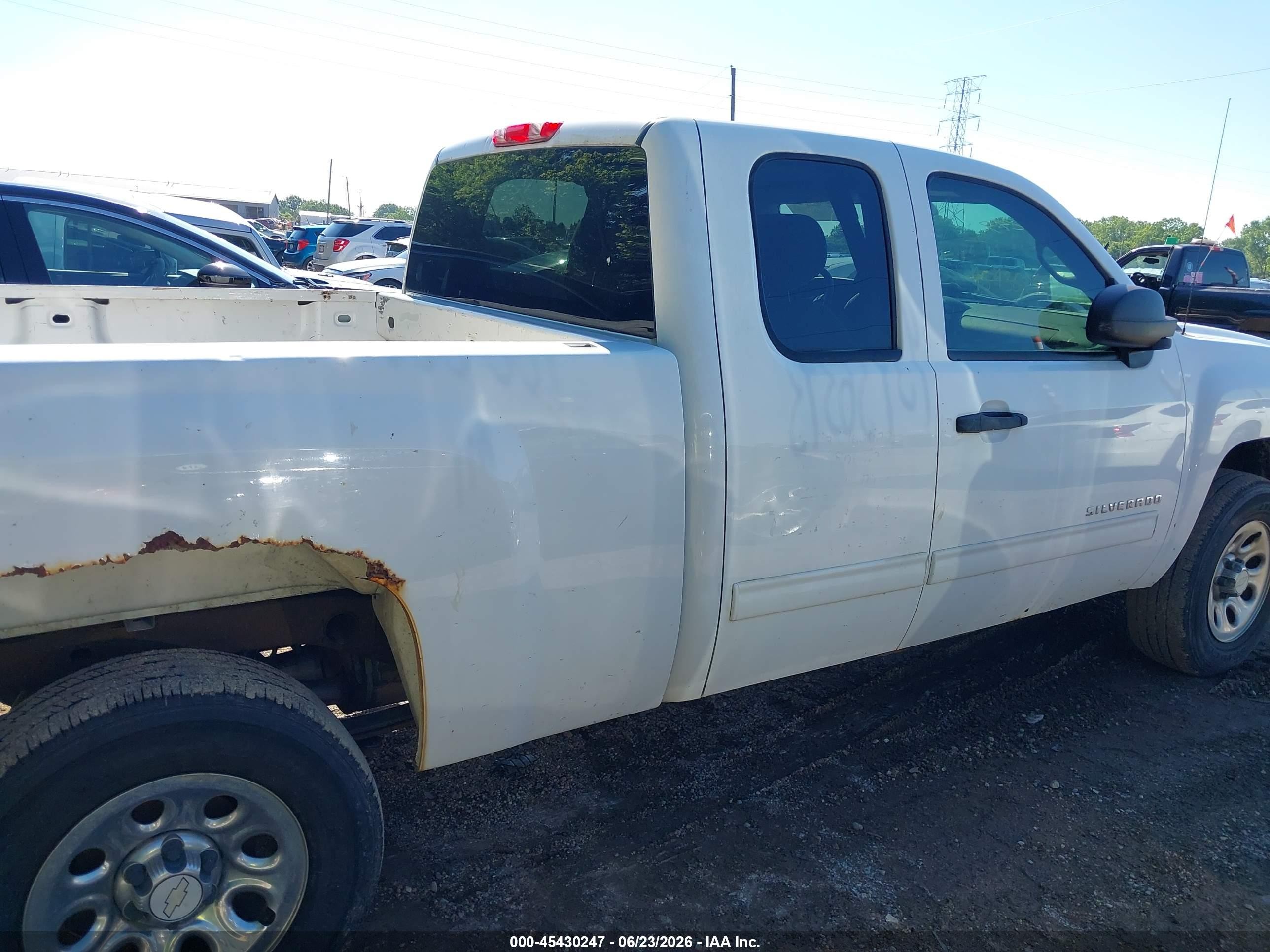 2011 Chevrolet Silverado 1500 Lt White vin: 1GCRCSEA4BZ327558