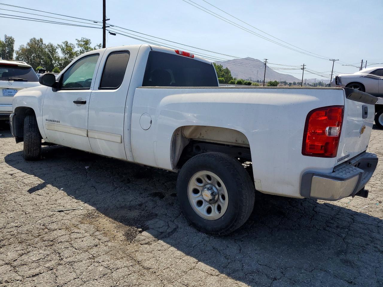 2013 Chevrolet Silverado C1500 Lt White vin: 1GCRCSEA5DZ245860