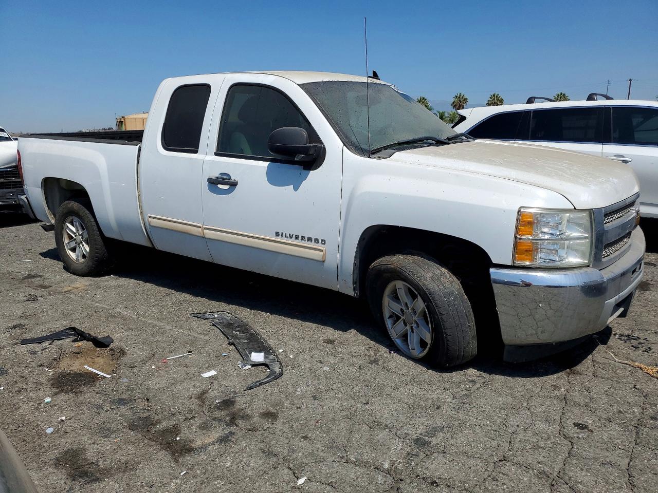2013 Chevrolet Silverado C1500 Lt White vin: 1GCRCSEA5DZ245860
