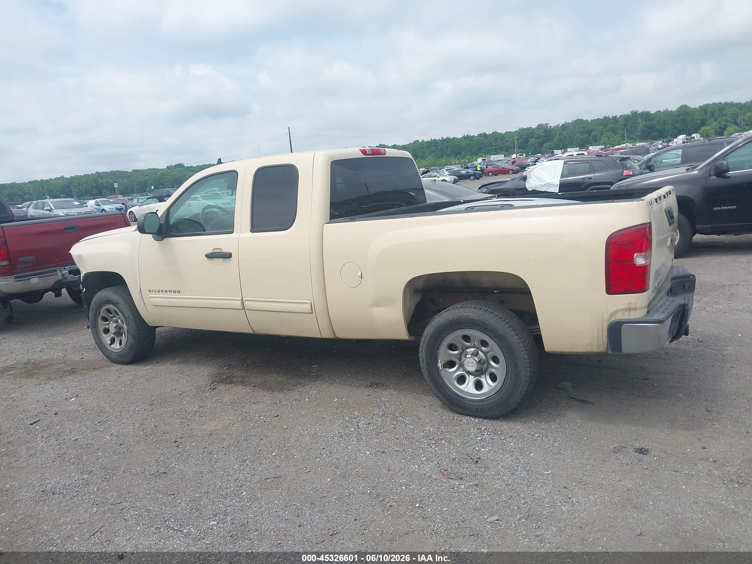 2012 Chevrolet Silverado 1500 Lt Cream vin: 1GCRCSEA6CZ172853
