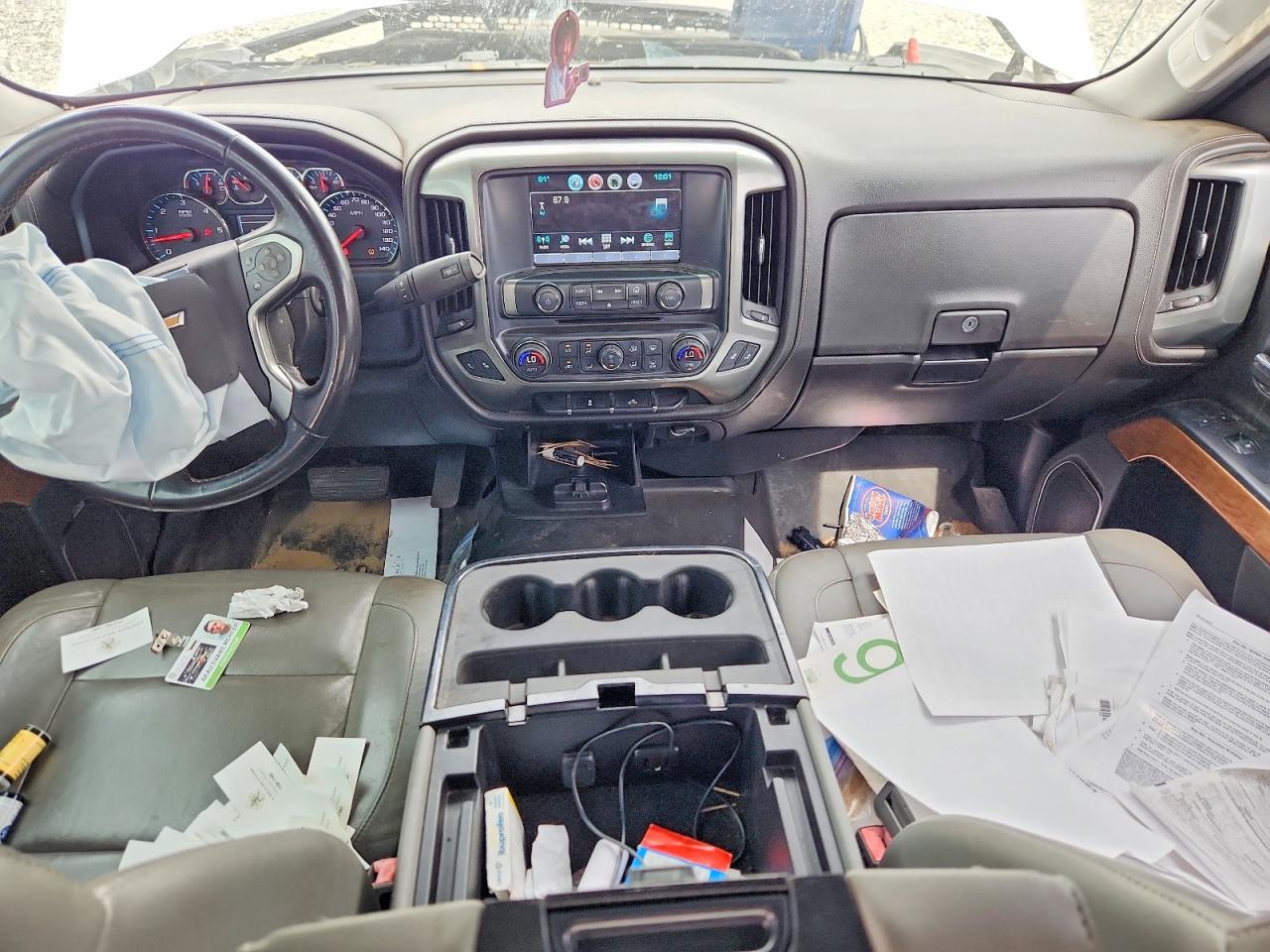 2018 Chevrolet Silverado C1500 Ltz White vin: 1GCRCSEC3JZ292320