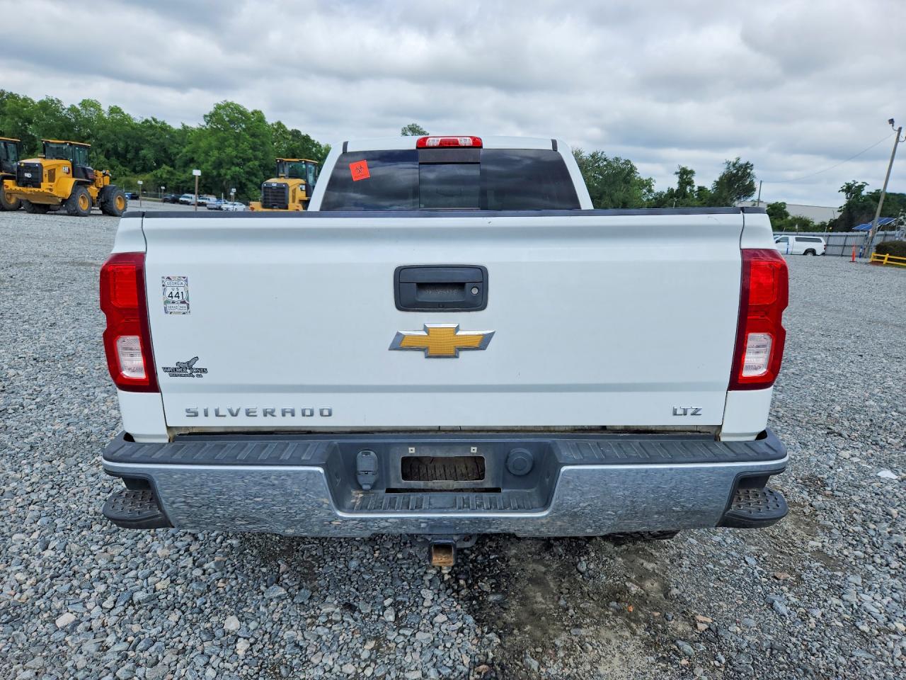 2018 Chevrolet Silverado C1500 Ltz White vin: 1GCRCSEC3JZ292320