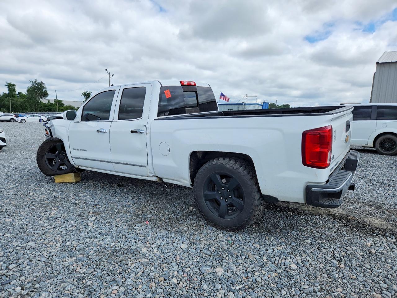2018 Chevrolet Silverado C1500 Ltz White vin: 1GCRCSEC3JZ292320