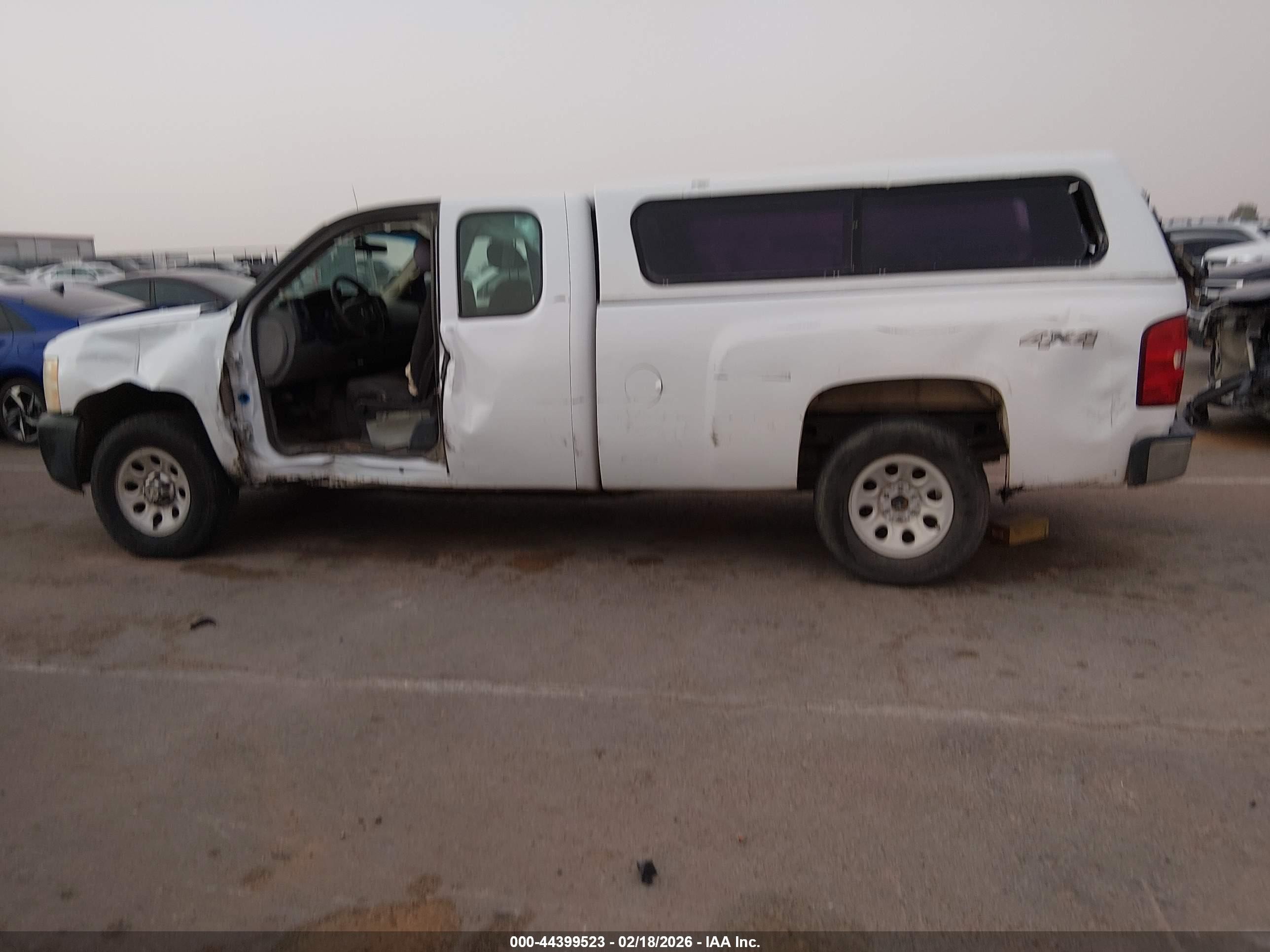 2011 Chevrolet Silverado 1500 Work Truck White vin: 1GCRKPE07BZ211178