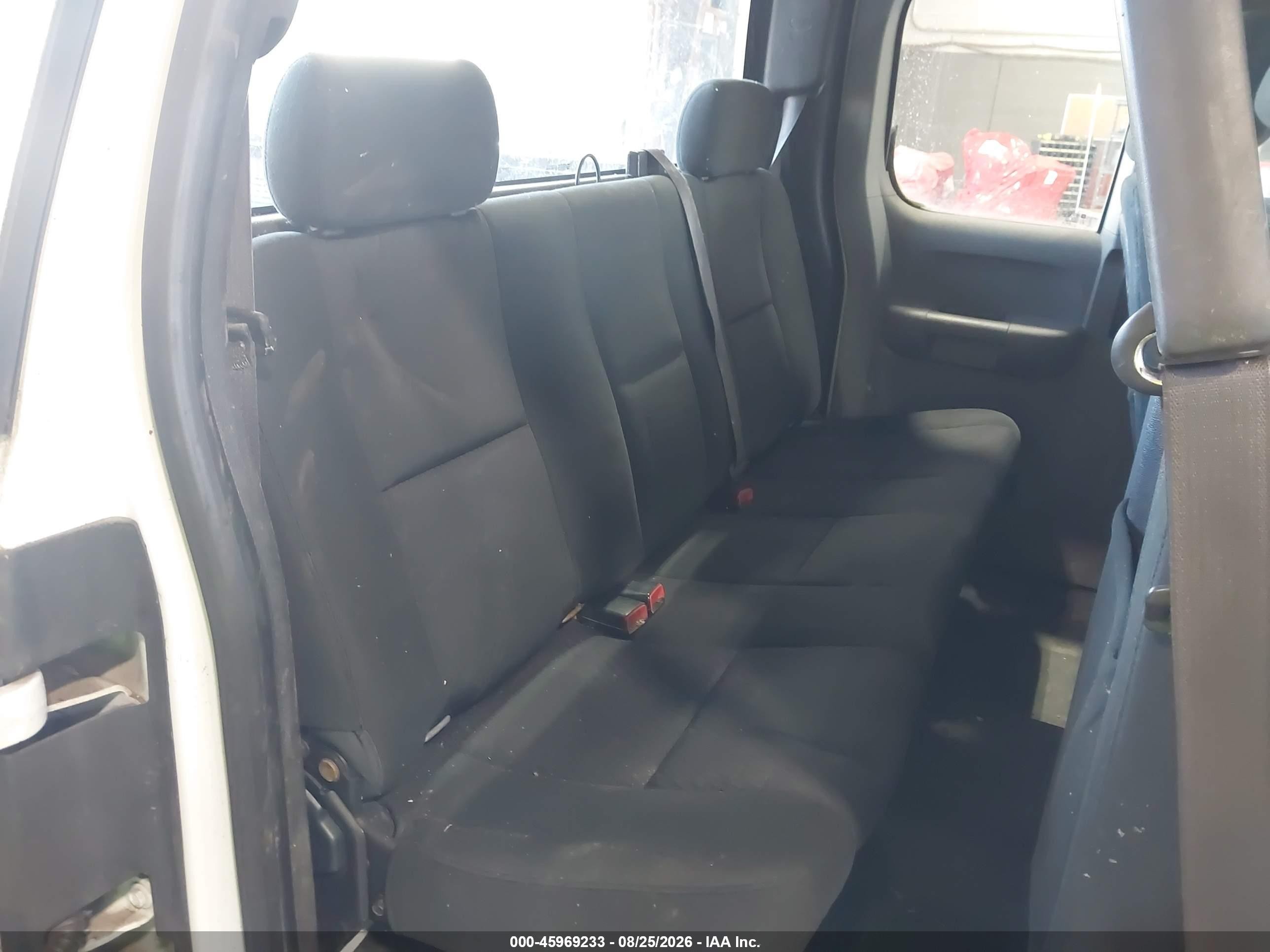 2012 Chevrolet Silverado 1500 Work Truck White vin: 1GCRKPE07CZ244540