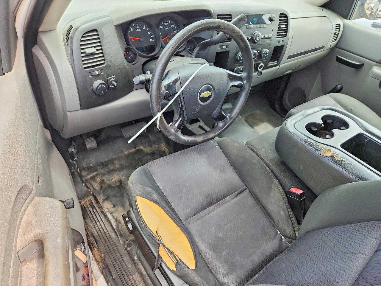 2011 Chevrolet Silverado K1500 White vin: 1GCRKPE34BZ416290