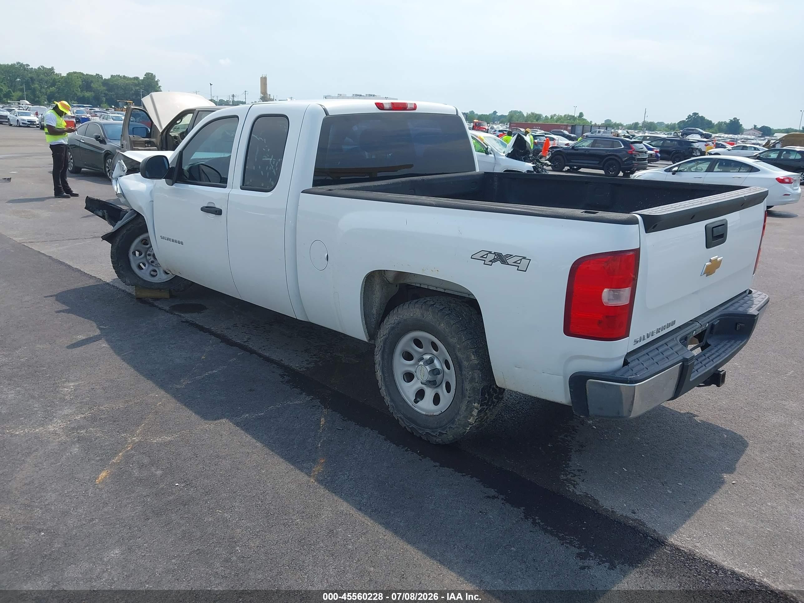 2013 Chevrolet Silverado 1500 Work Truck White vin: 1GCRKPEA0DZ210949