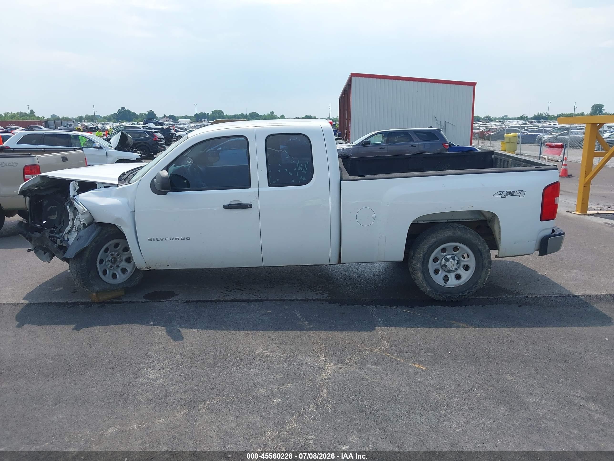 2013 Chevrolet Silverado 1500 Work Truck White vin: 1GCRKPEA0DZ210949