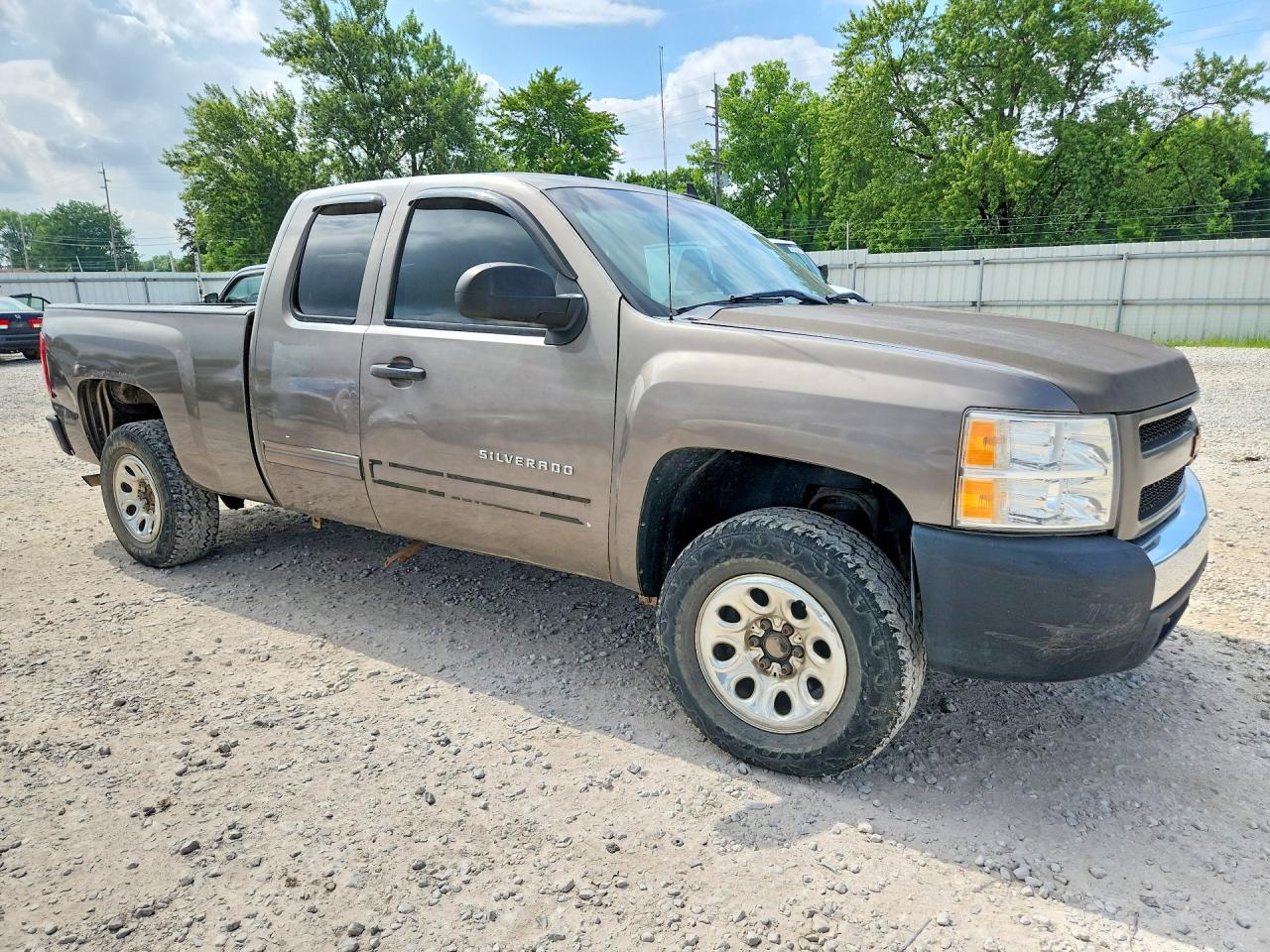 2012 Chevrolet Silverado K1500 Ls Gray vin: 1GCRKREA1CZ198577