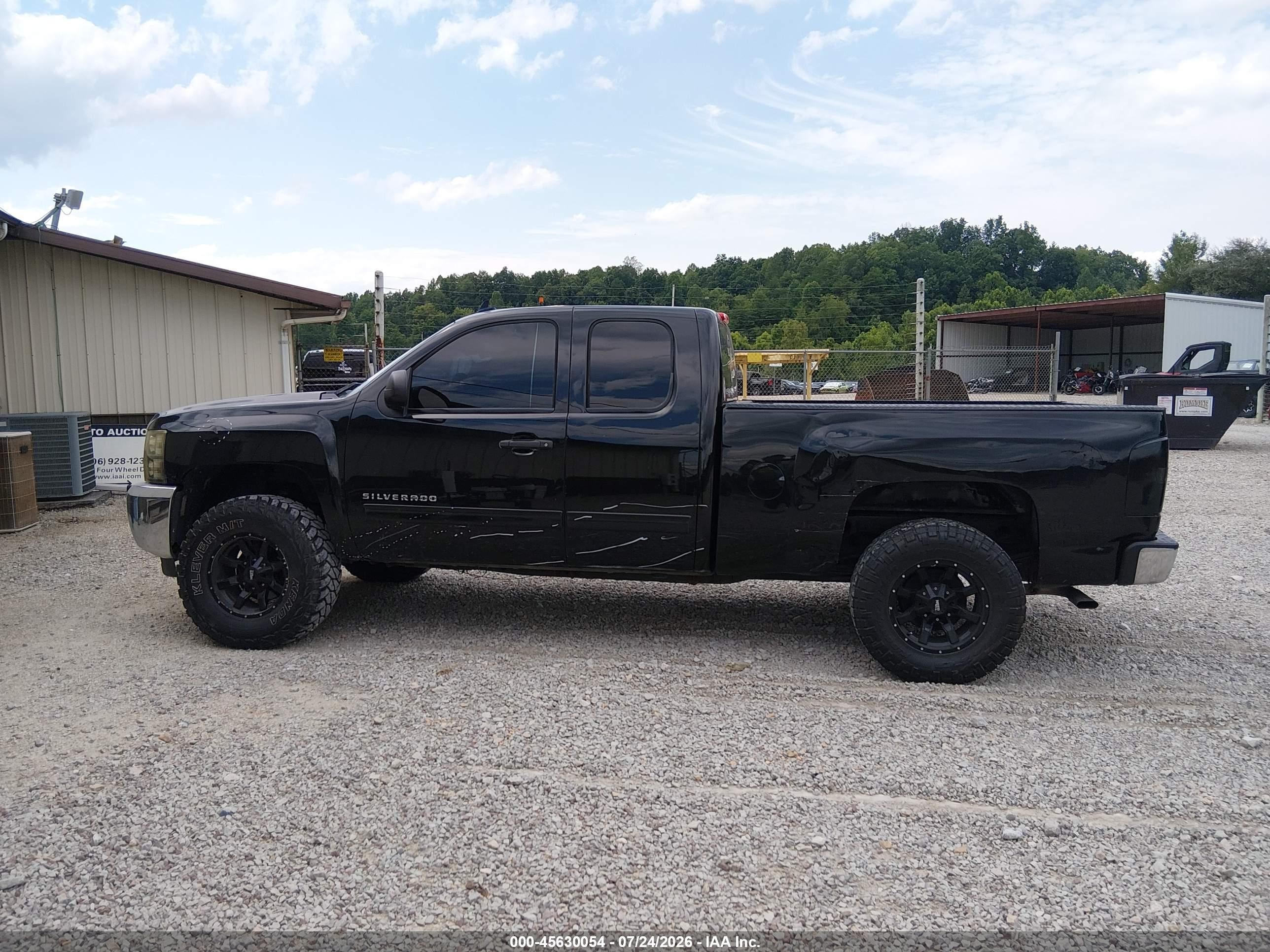 2013 Chevrolet Silverado 1500 Ls Black vin: 1GCRKREA2DZ200712