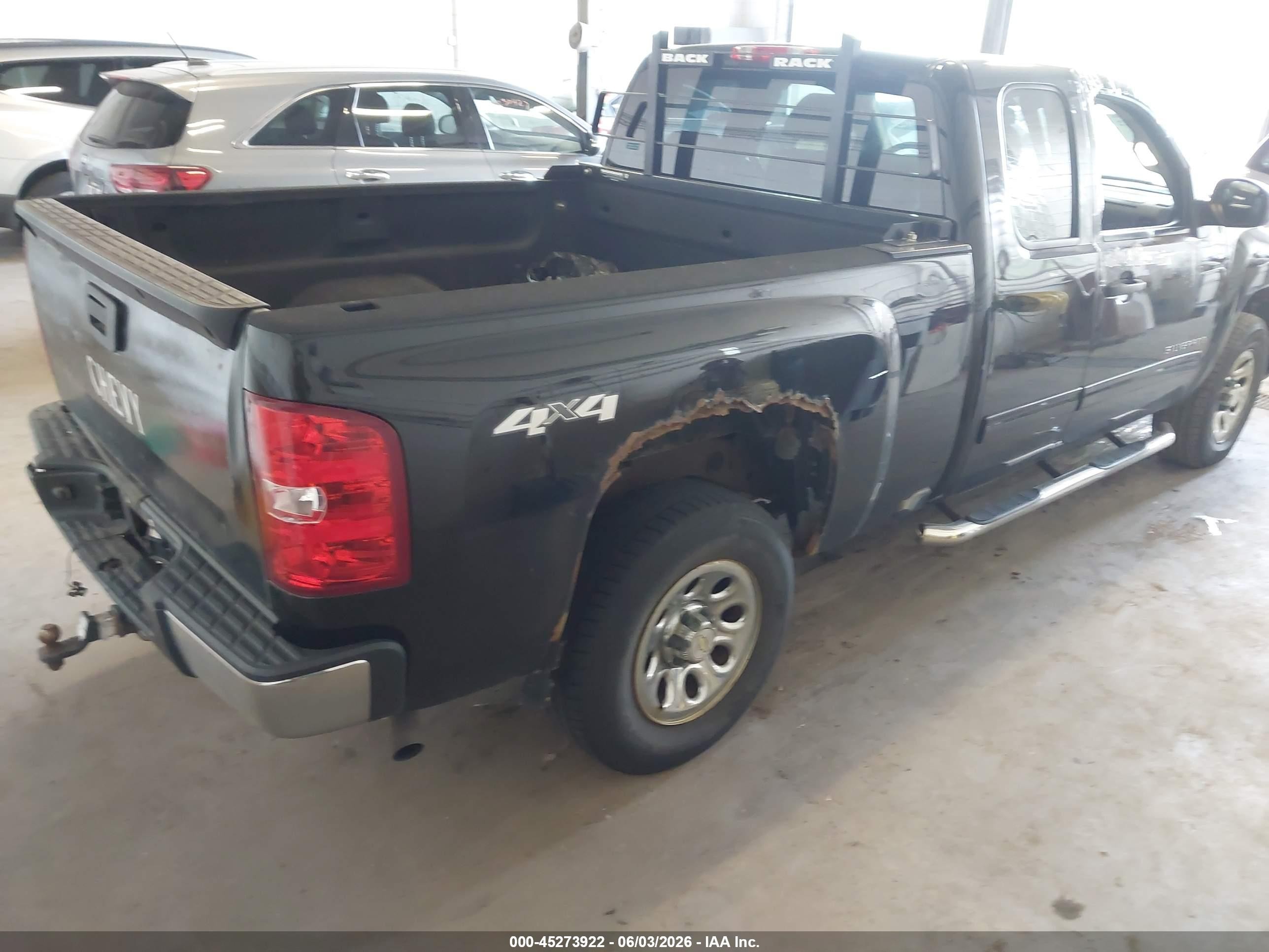 2012 Chevrolet Silverado 1500 Ls Черный vin: 1GCRKREAXCZ217045