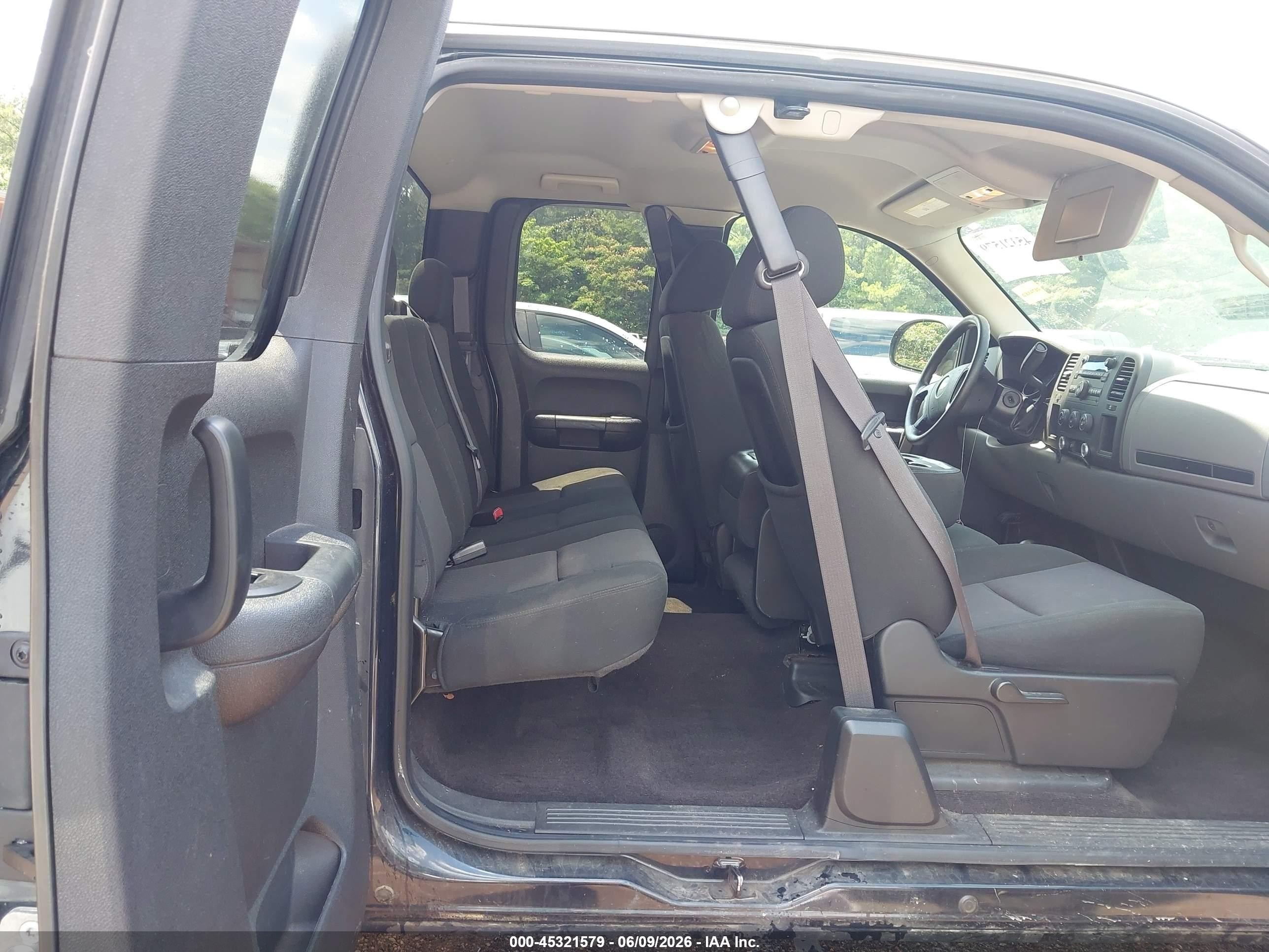2012 Chevrolet Silverado 1500 Ls Black vin: 1GCRKREAXCZ261434