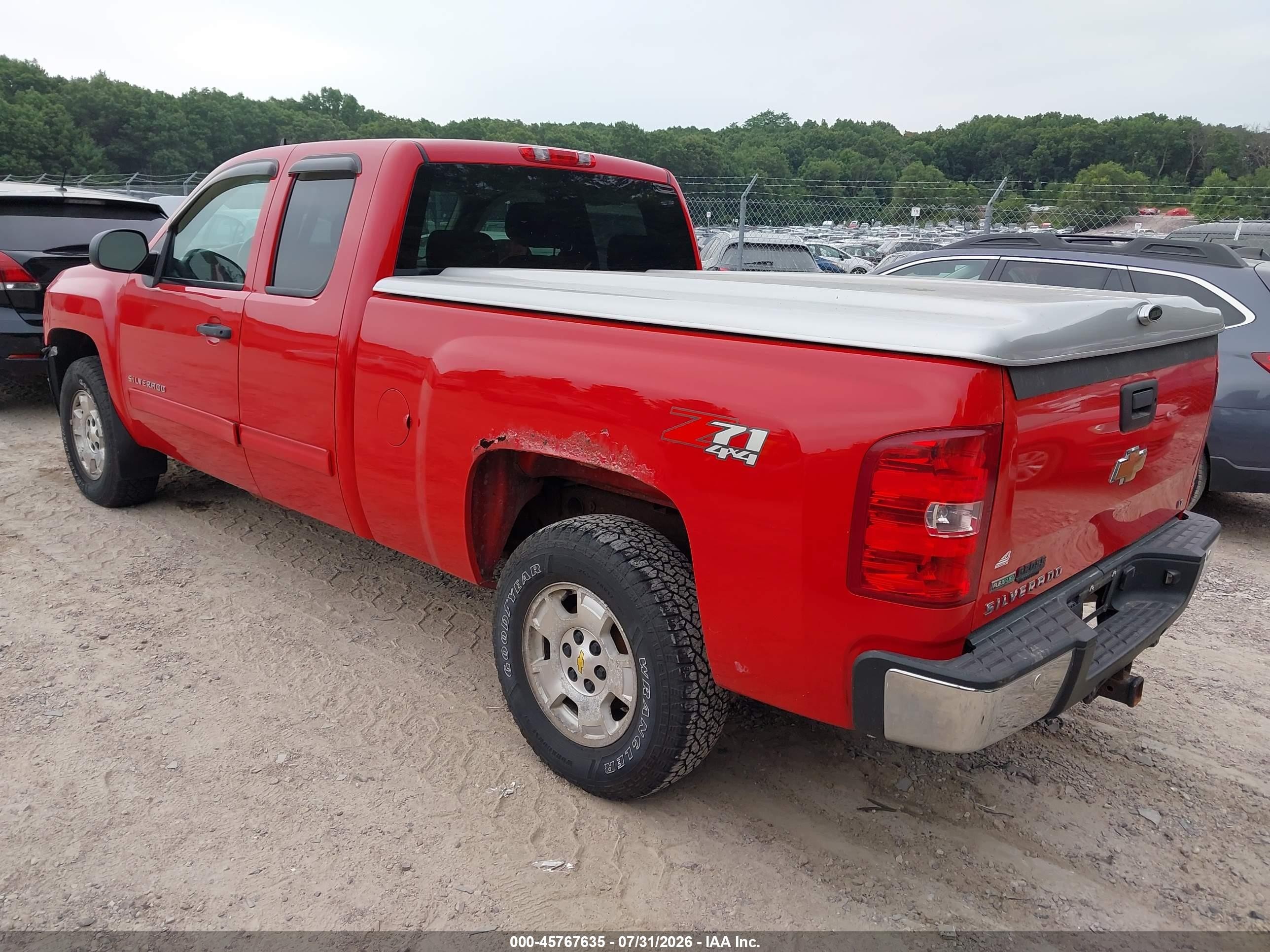 2011 Chevrolet Silverado 1500 Lt Красный vin: 1GCRKSE30BZ135218
