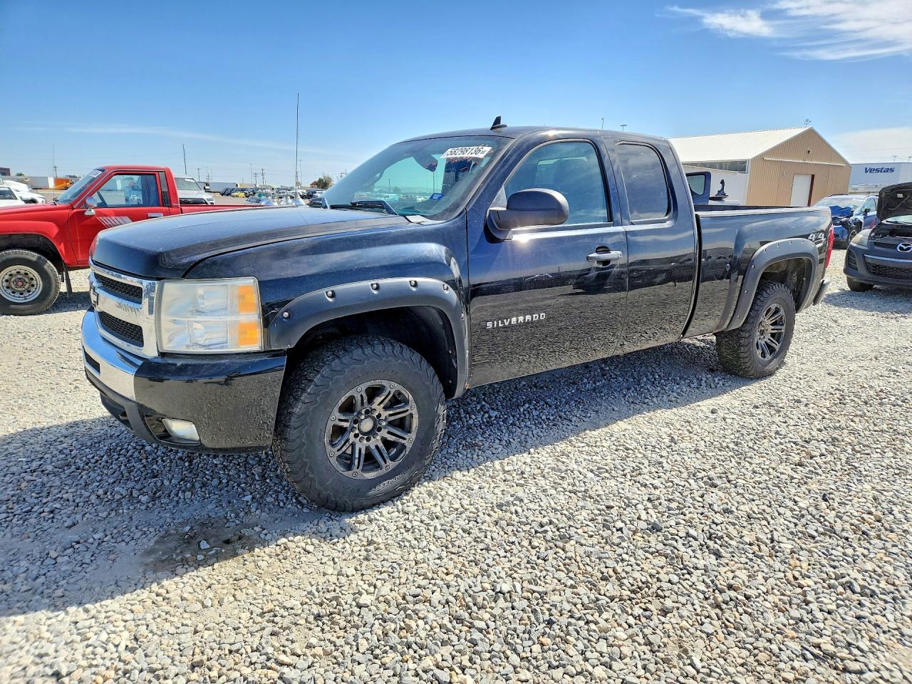 2011 Chevrolet Silverado K1500 Lt Black vin: 1GCRKSE30BZ393755