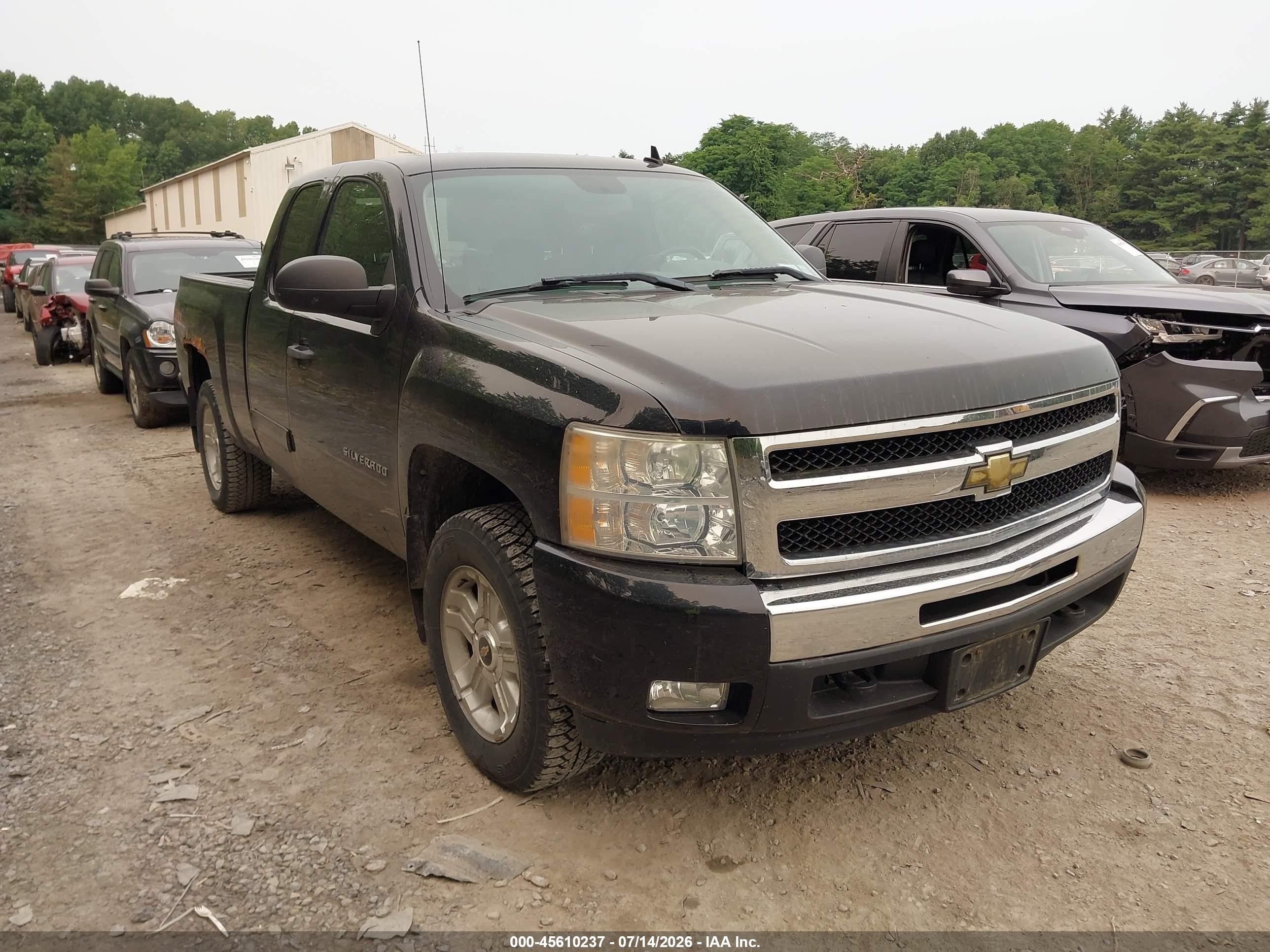 2011 Chevrolet Silverado K1500 Lt Black vin: 1GCRKSE31BZ300421