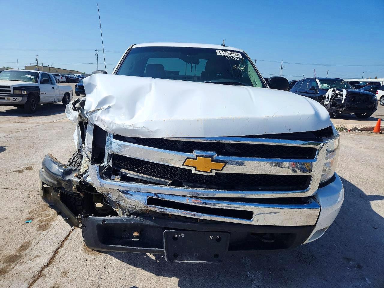 2011 Chevrolet Silverado Ltz White vin: 1GCRKSE31BZ314156