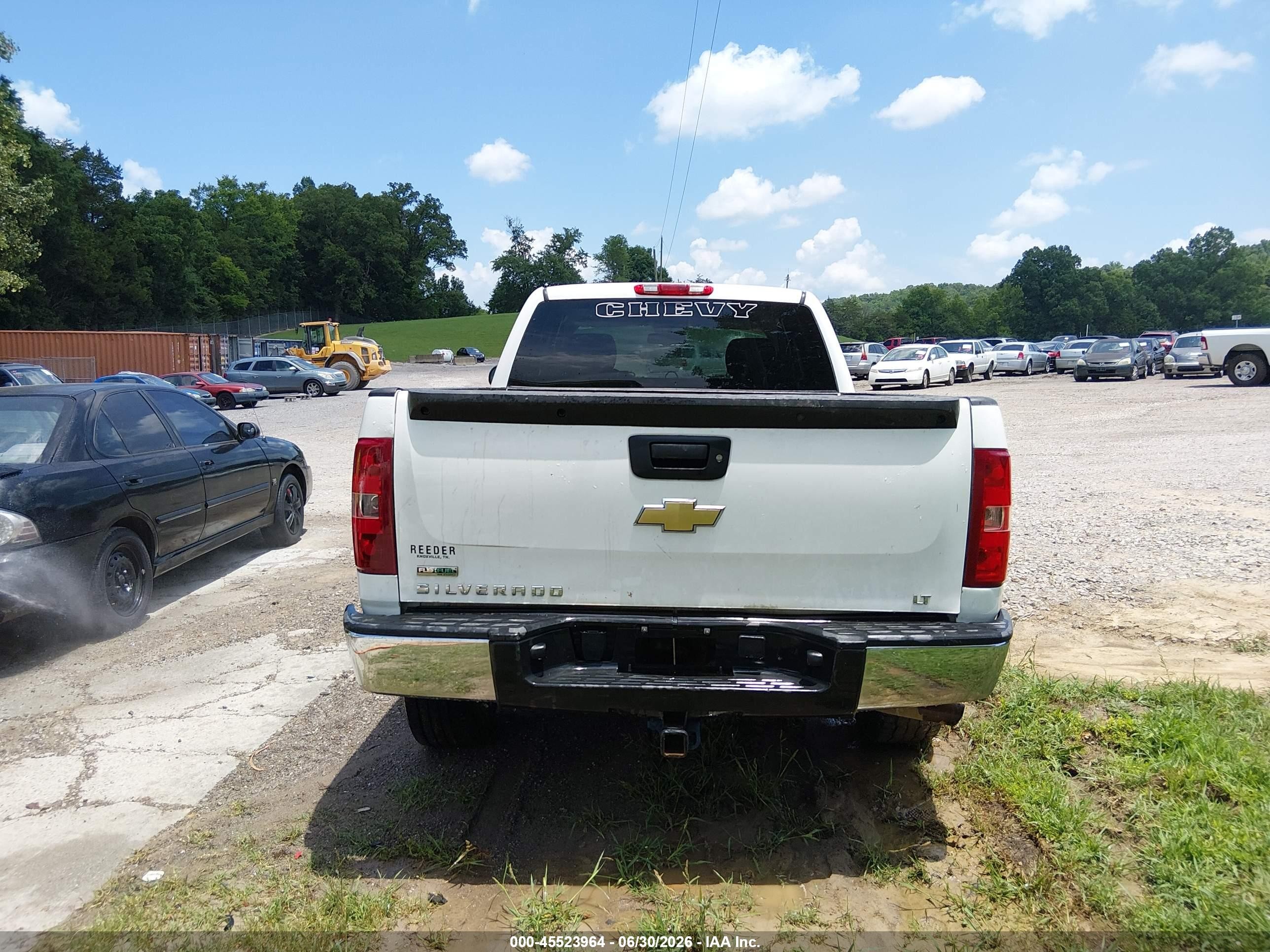 2011 Chevrolet Silverado 1500 Lt White vin: 1GCRKSE32BZ194397