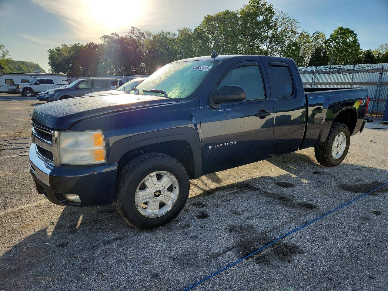 2011 Chevrolet Silverado K1500 Lt Blue vin: 1GCRKSE33BZ202930