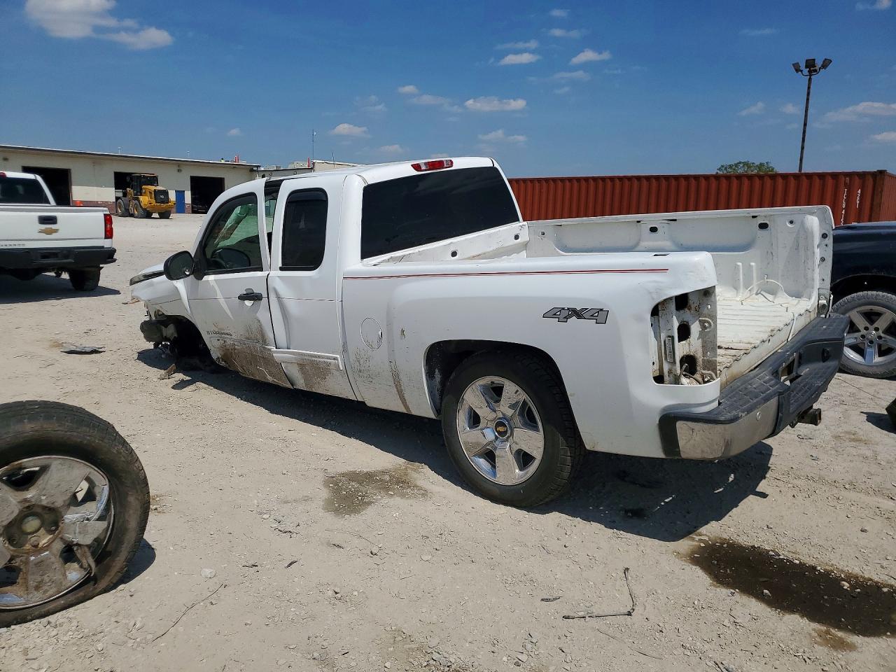 2011 Chevrolet Silverado K1500 Lt Белый vin: 1GCRKSE33BZ213149