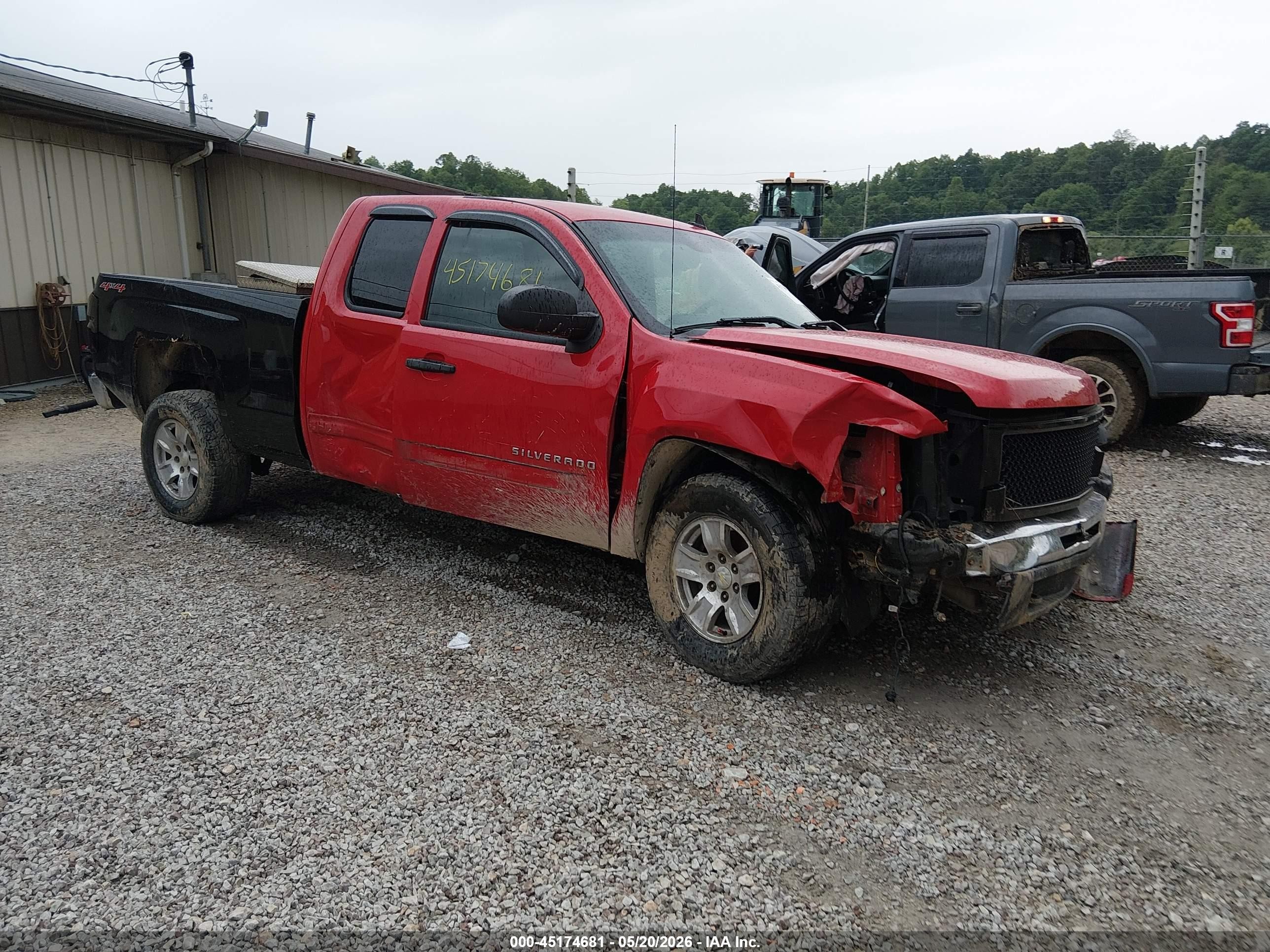2011 Chevrolet Silverado 1500 Lt Red vin: 1GCRKSE33BZ287364
