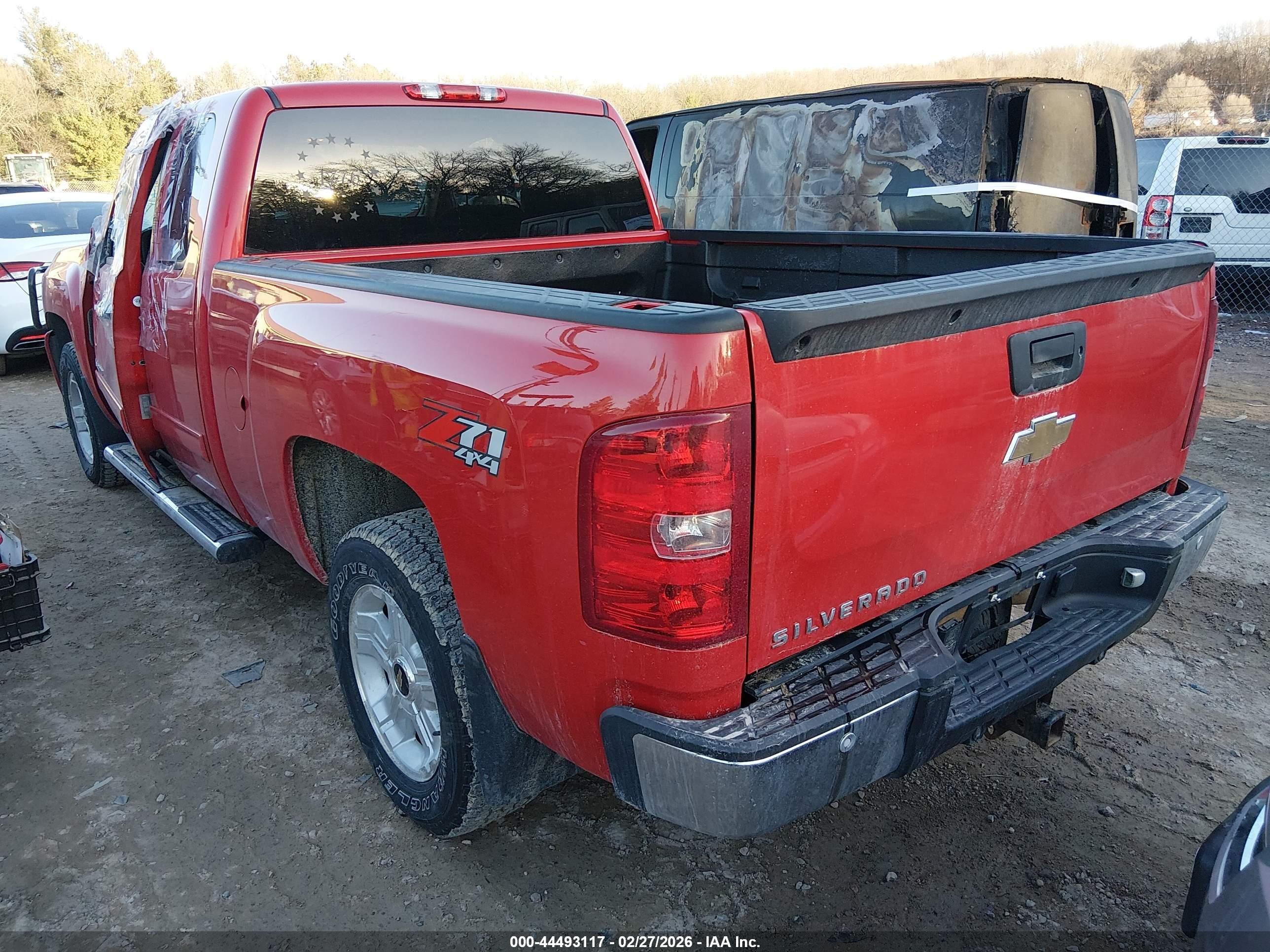 2011 Chevrolet Silverado 1500 Lt Красный vin: 1GCRKSE33BZ320461
