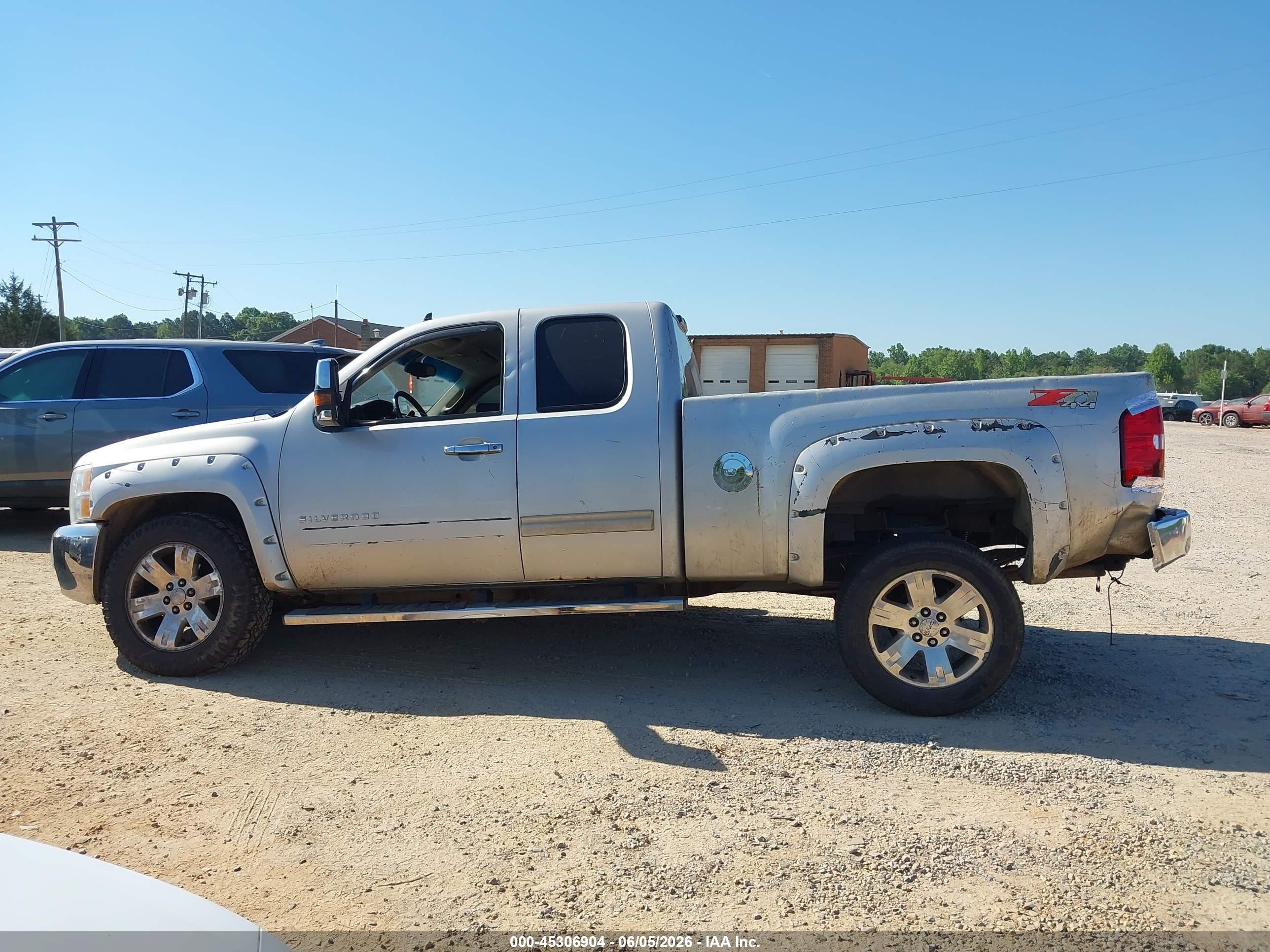 2011 Chevrolet Silverado 1500 Lt Silver vin: 1GCRKSE33BZ379784